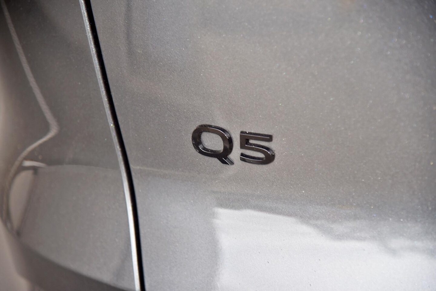 Image about Audi Q5 SUV e-hybrid quattro S tronic