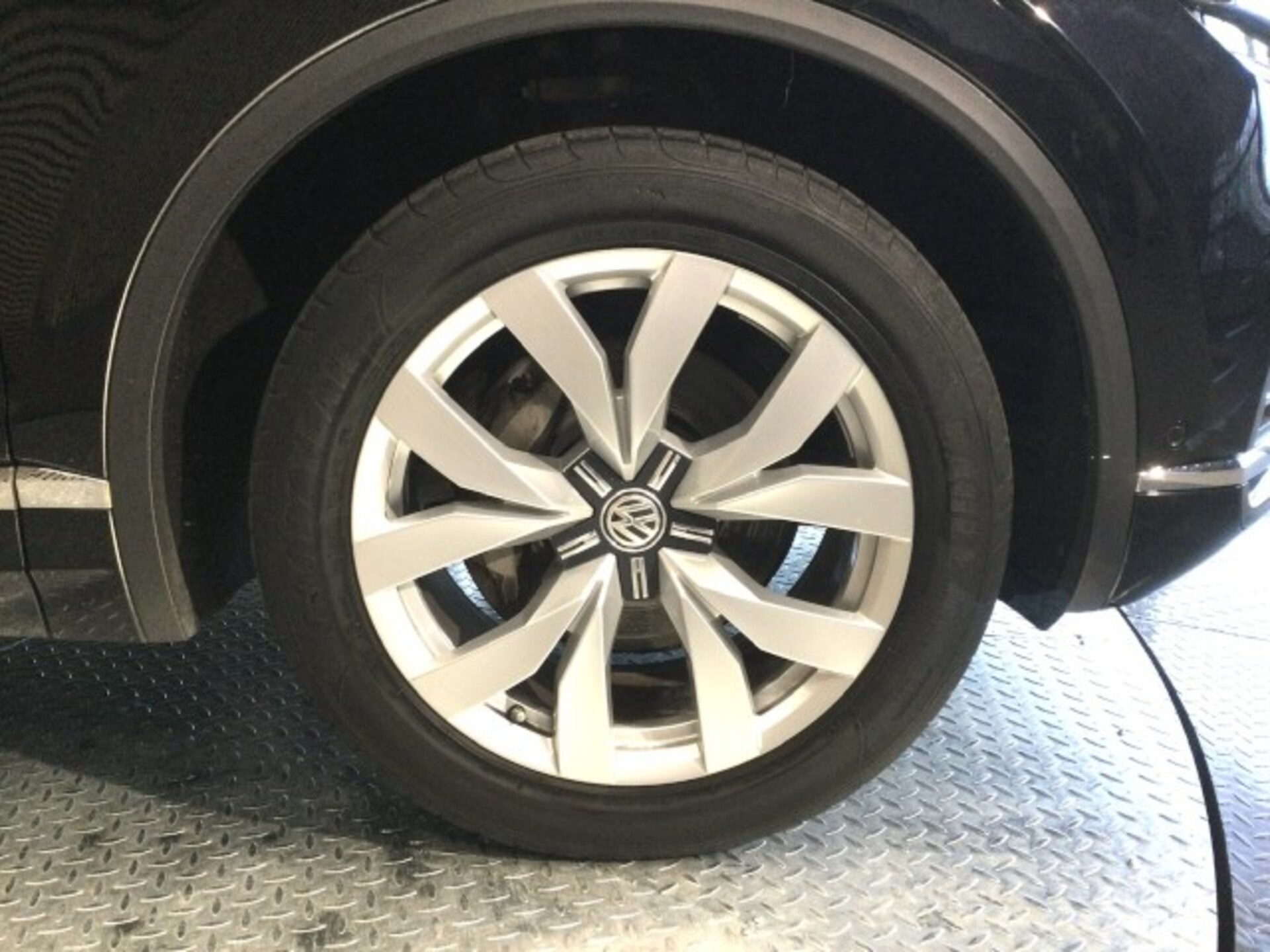 Volkswagen Touareg Basis-Modell