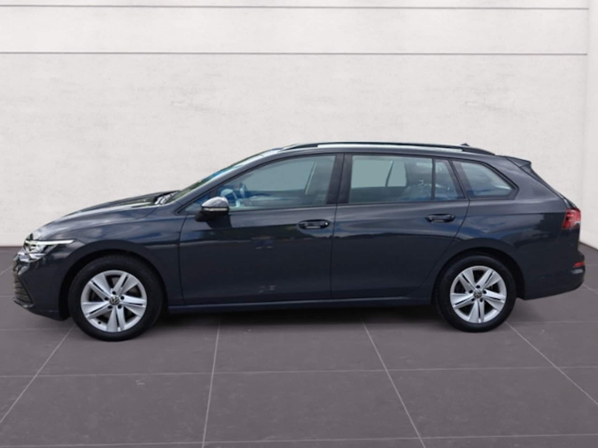 Volkswagen Golf Variant Life