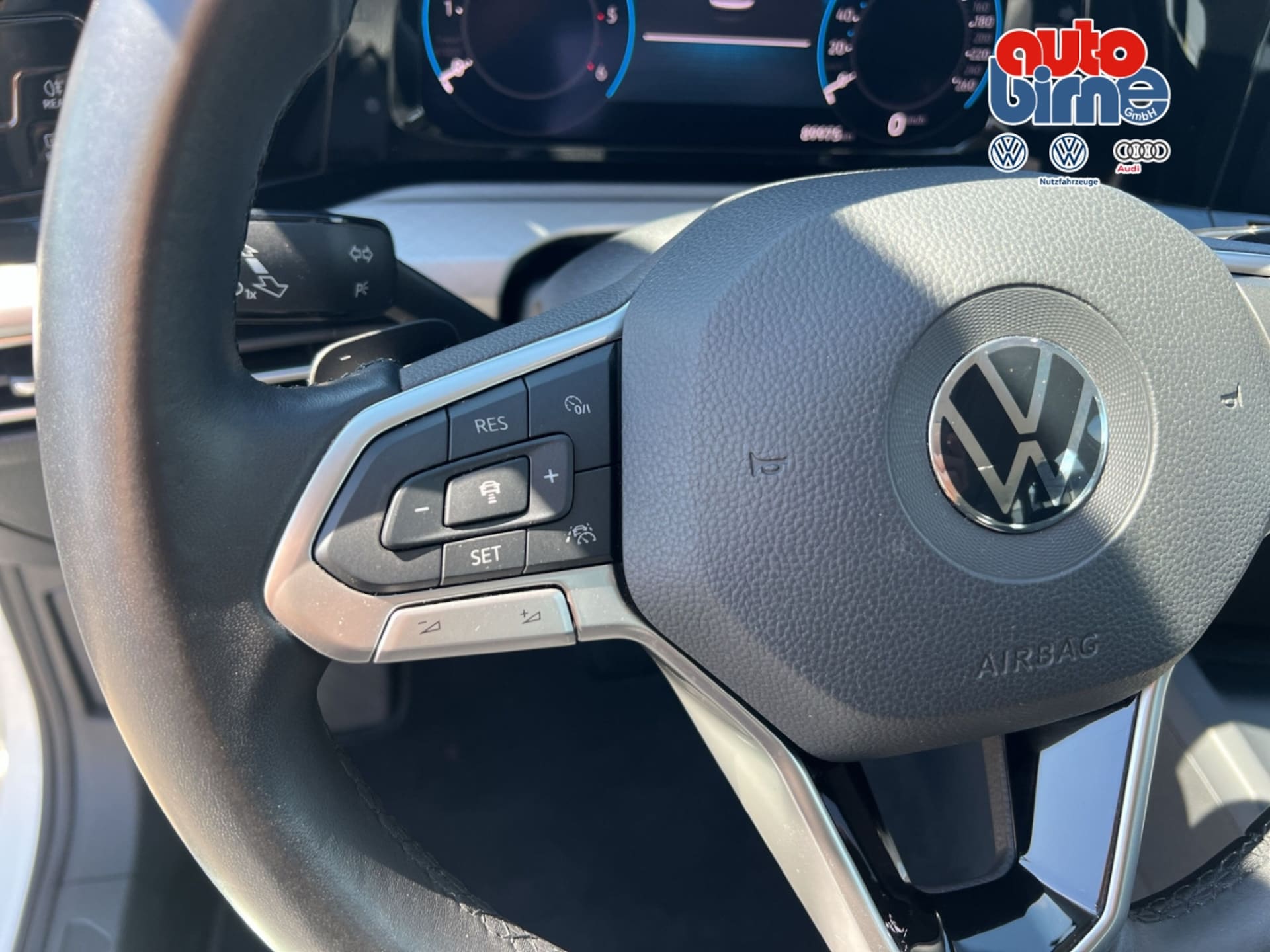 Volkswagen Golf Variant Life