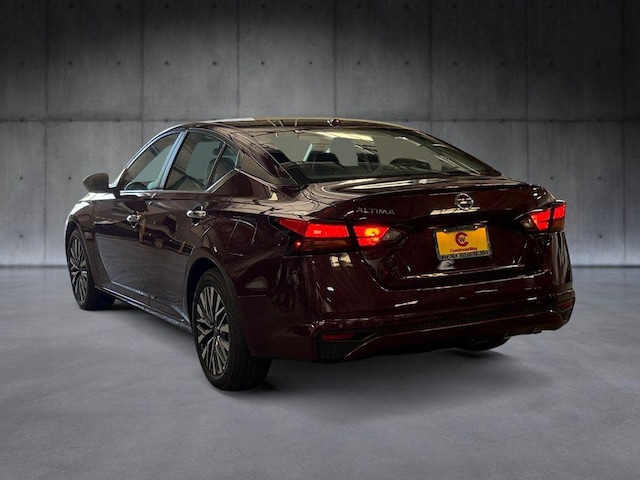 2025 Nissan Altima