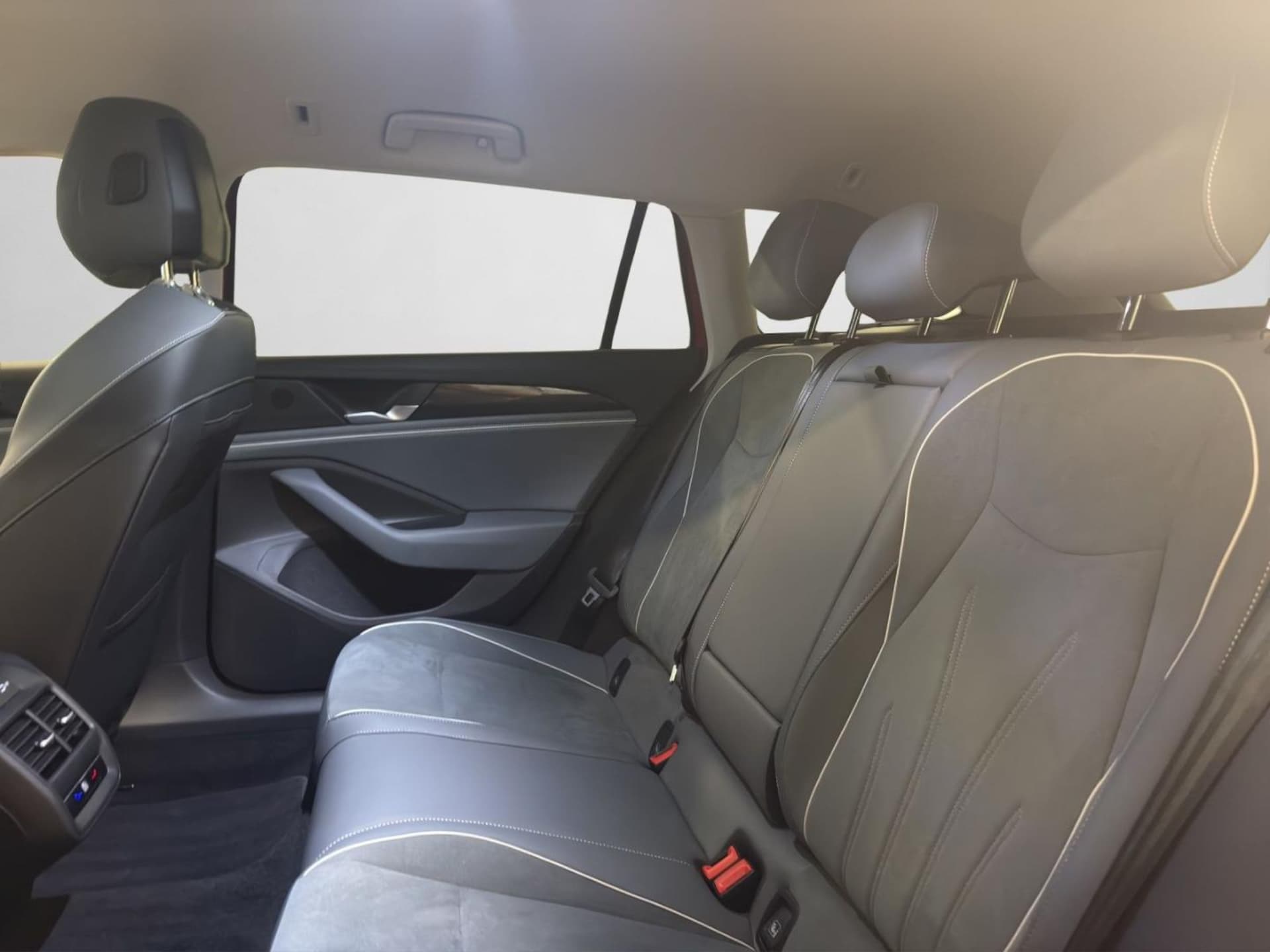 Volkswagen Passat Business