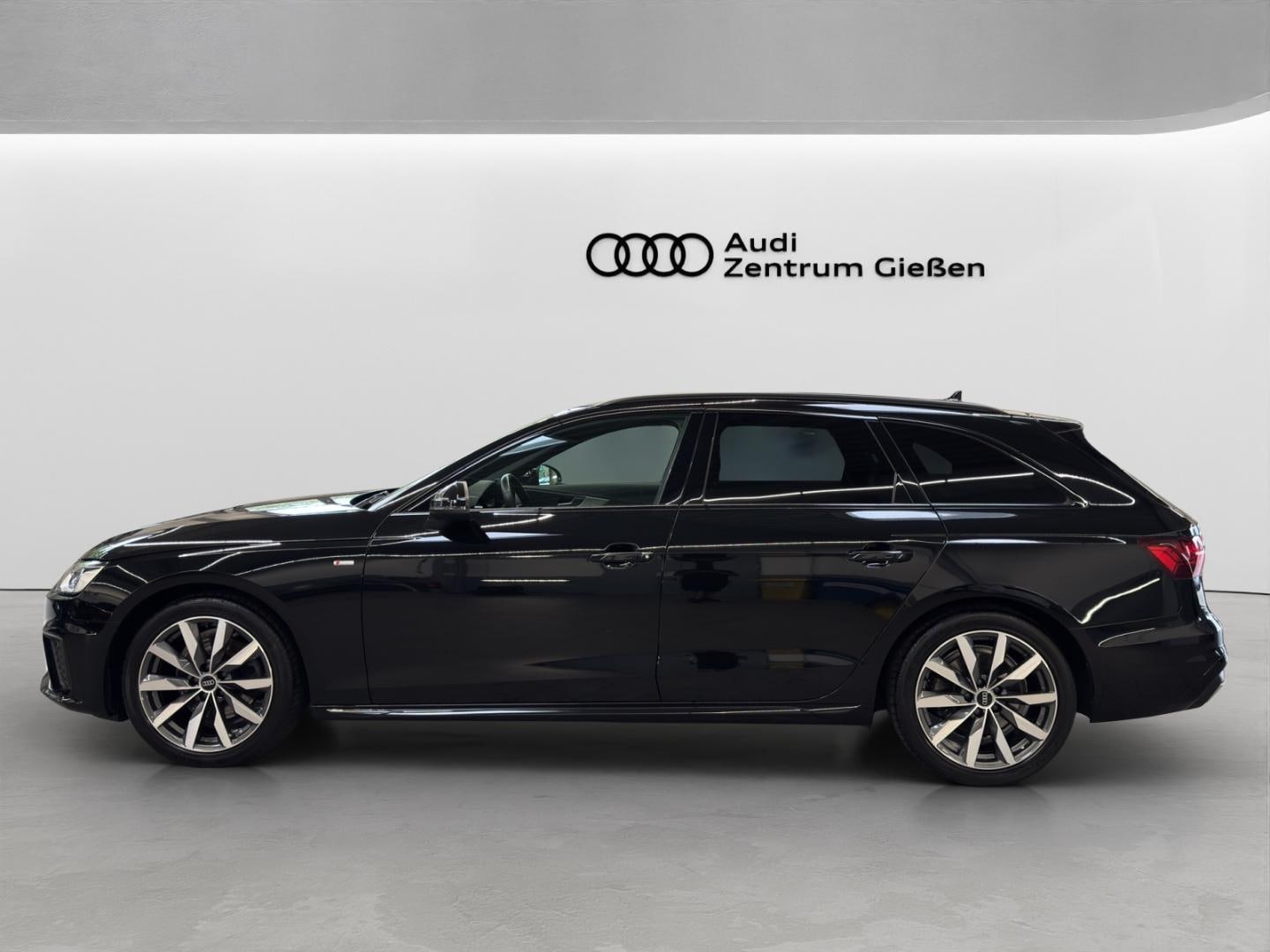 Bild über Audi A4 Avant S line 35 TDI S tronic - für weitere Informationen kontaktieren Sie den Audi Partner
