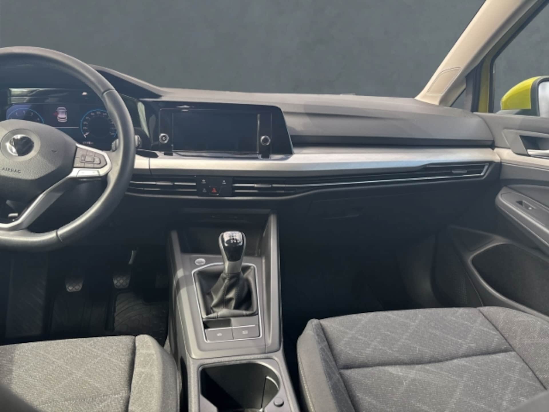 Volkswagen Golf Life
