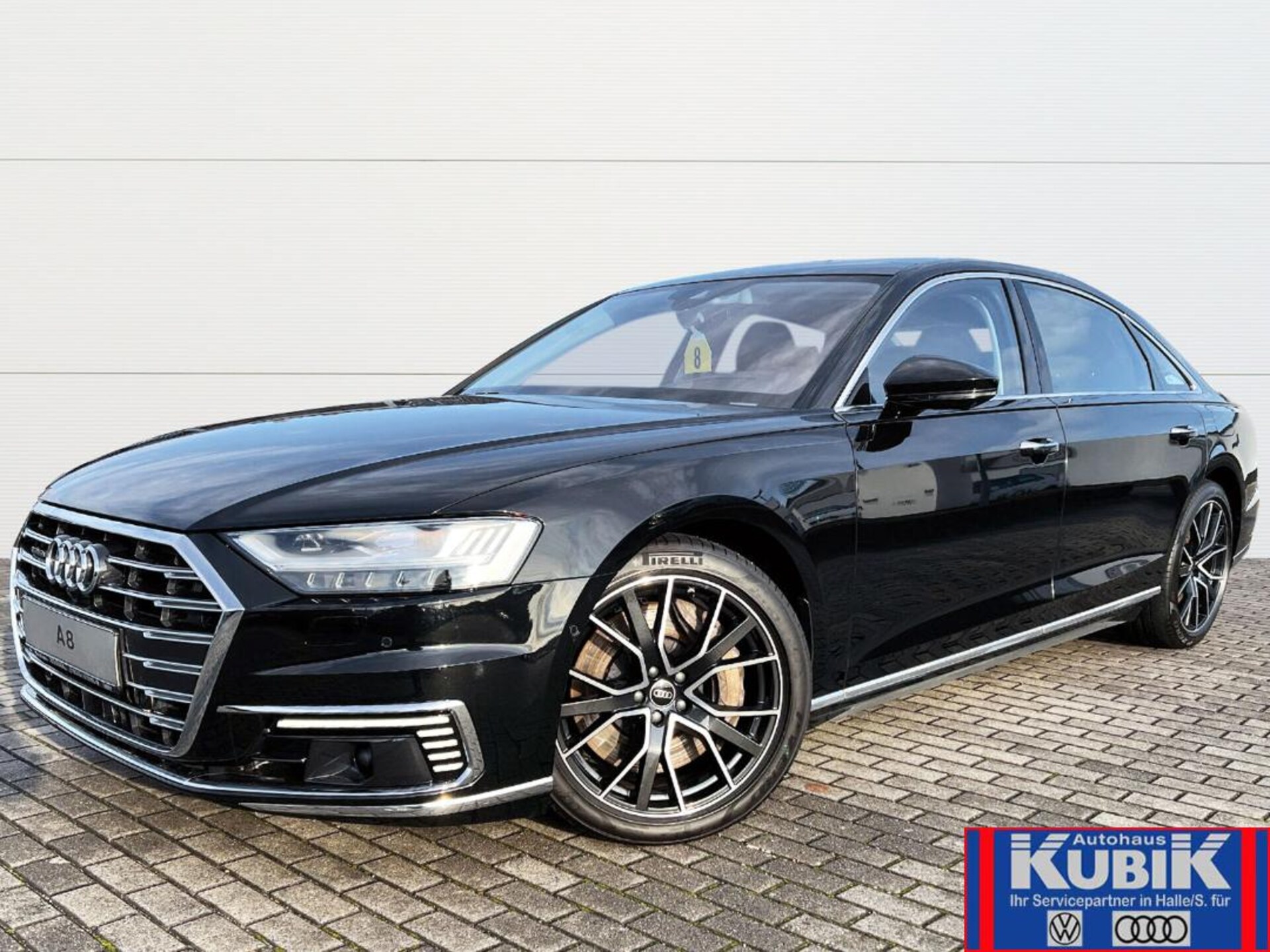 Audi A8 L TFSI e