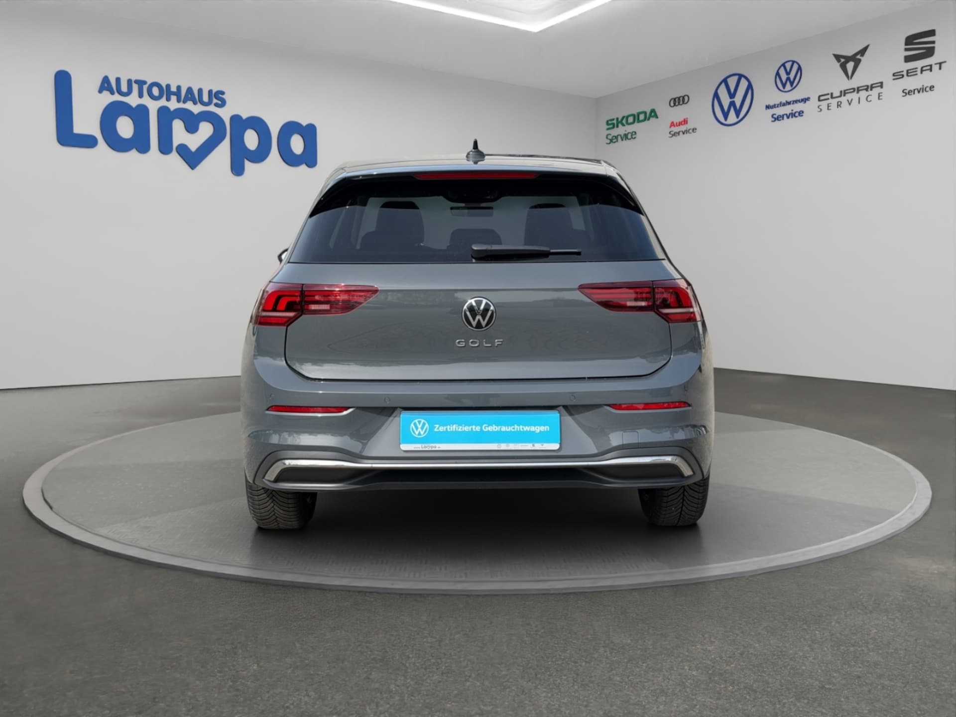 Volkswagen Golf Life