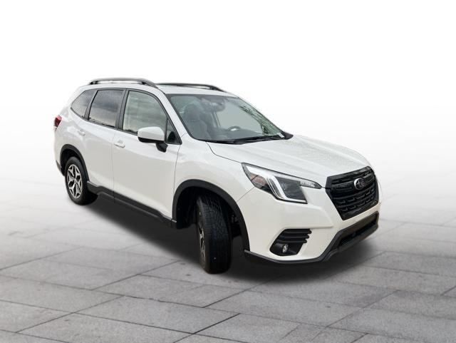 2024 Subaru Forester Premium's photo