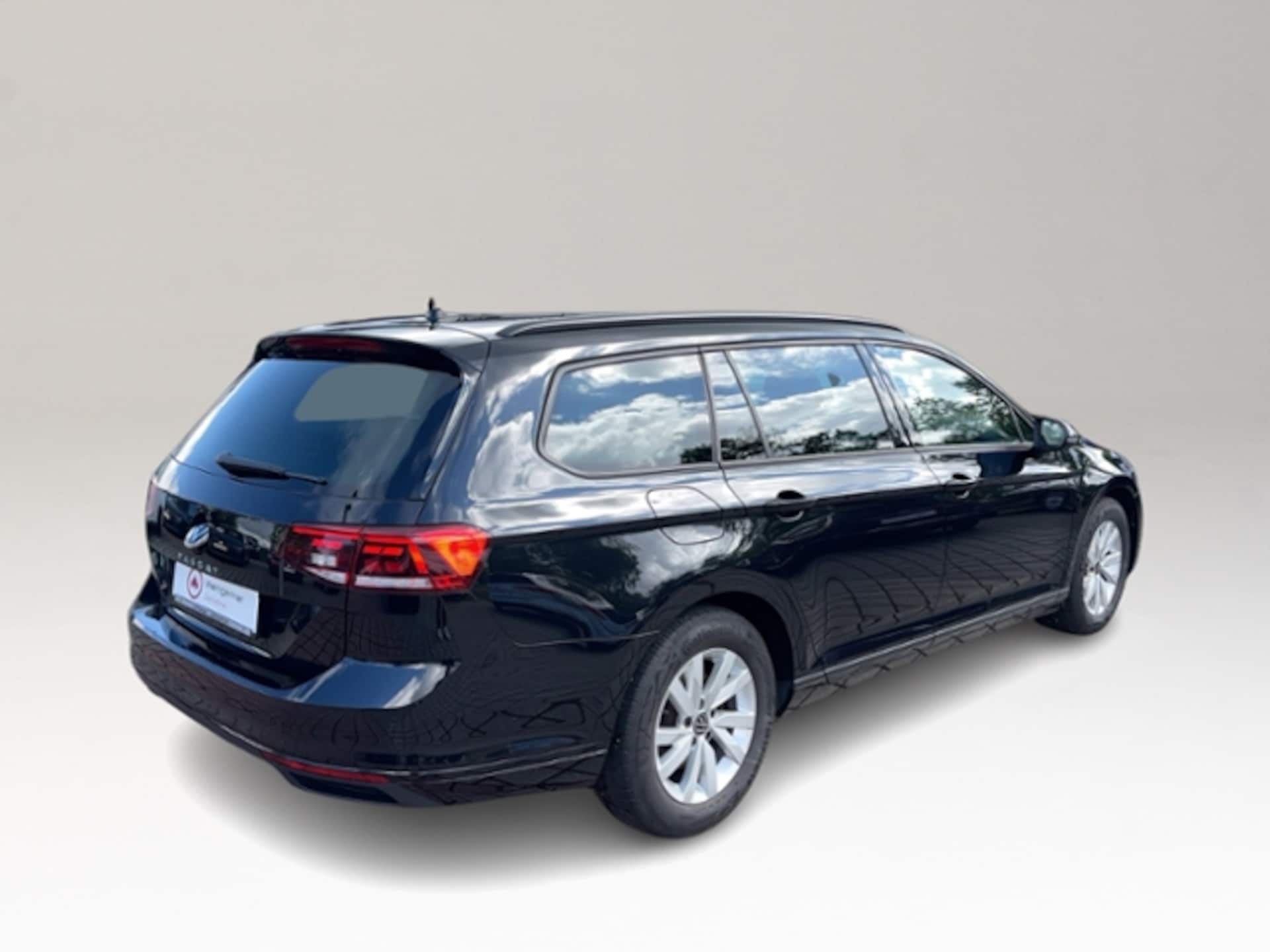 Volkswagen Passat Variant Basis-Modell