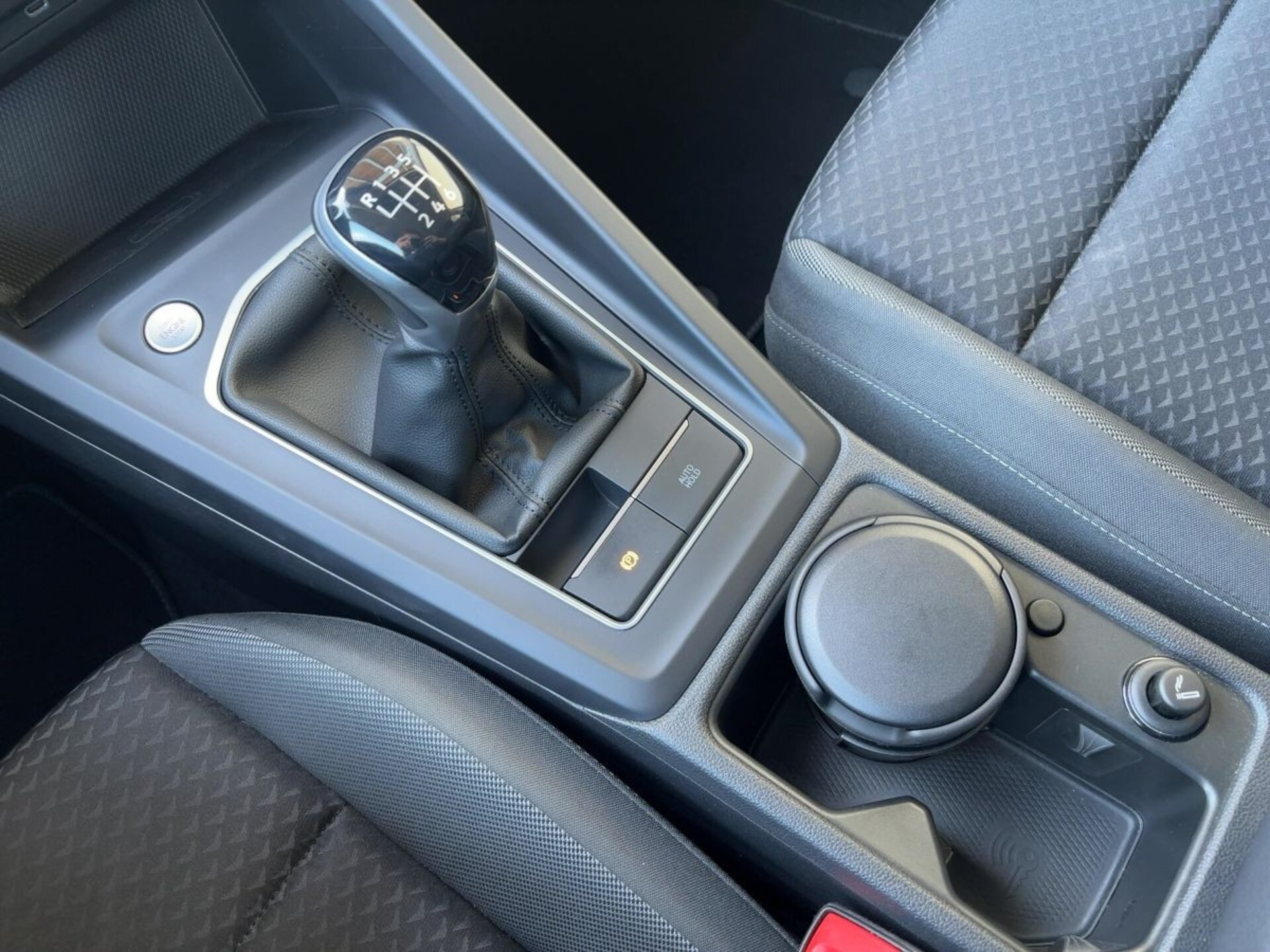 Volkswagen Golf Active