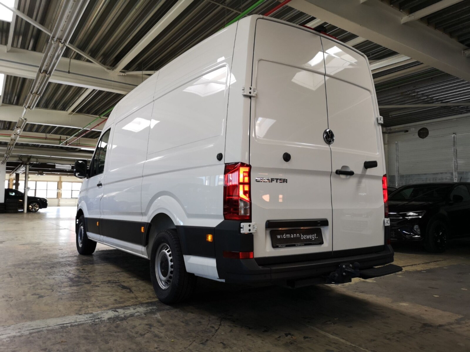 Volkswagen Crafter Kasten mittlerer Radstand – Bild 22