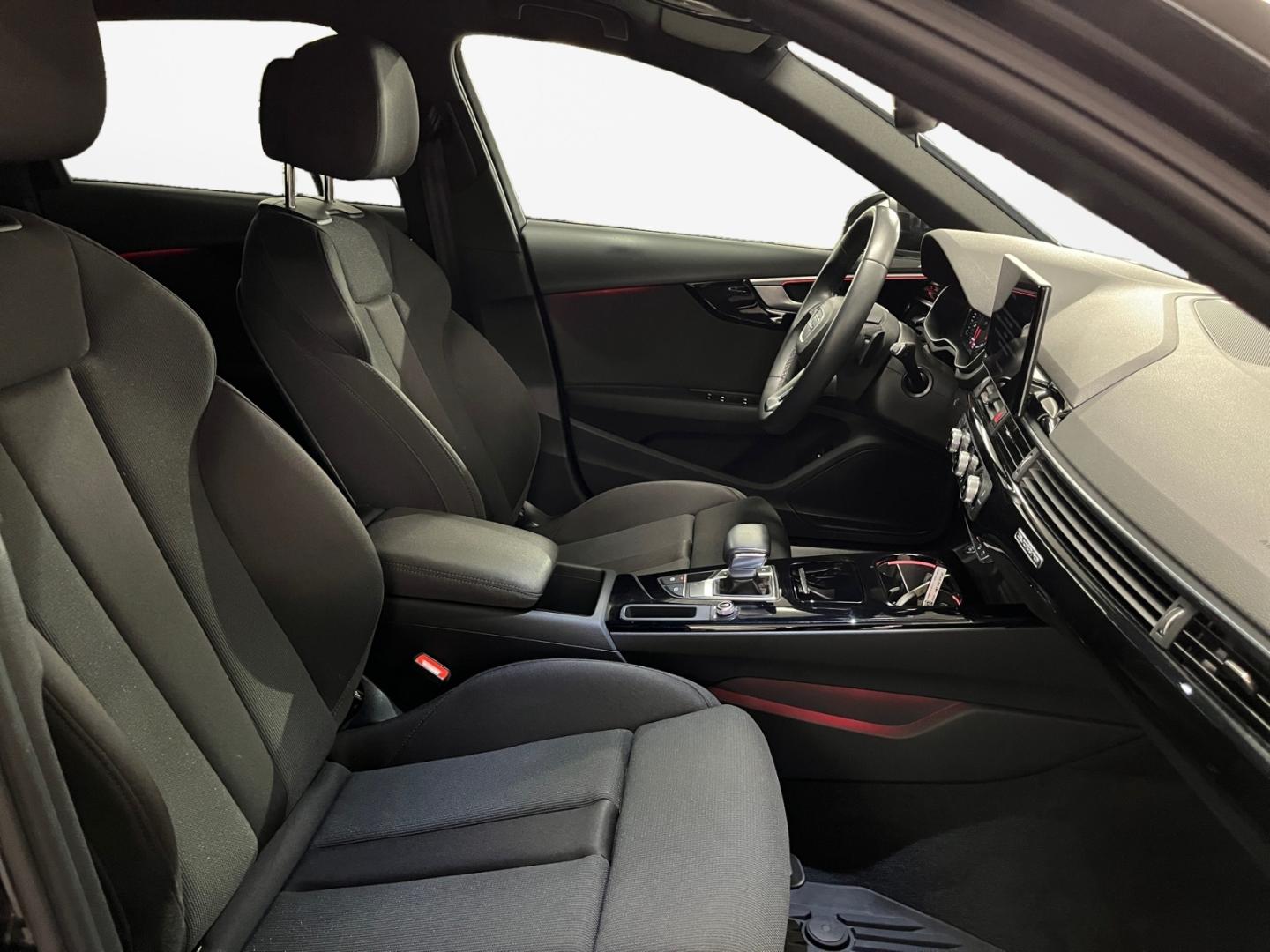 Bild som visar Audi A4 allroad quattro A4 allroad quattro 40 TDI Proline 204 hk S tronic - för mer information kontakta din Audi Partner