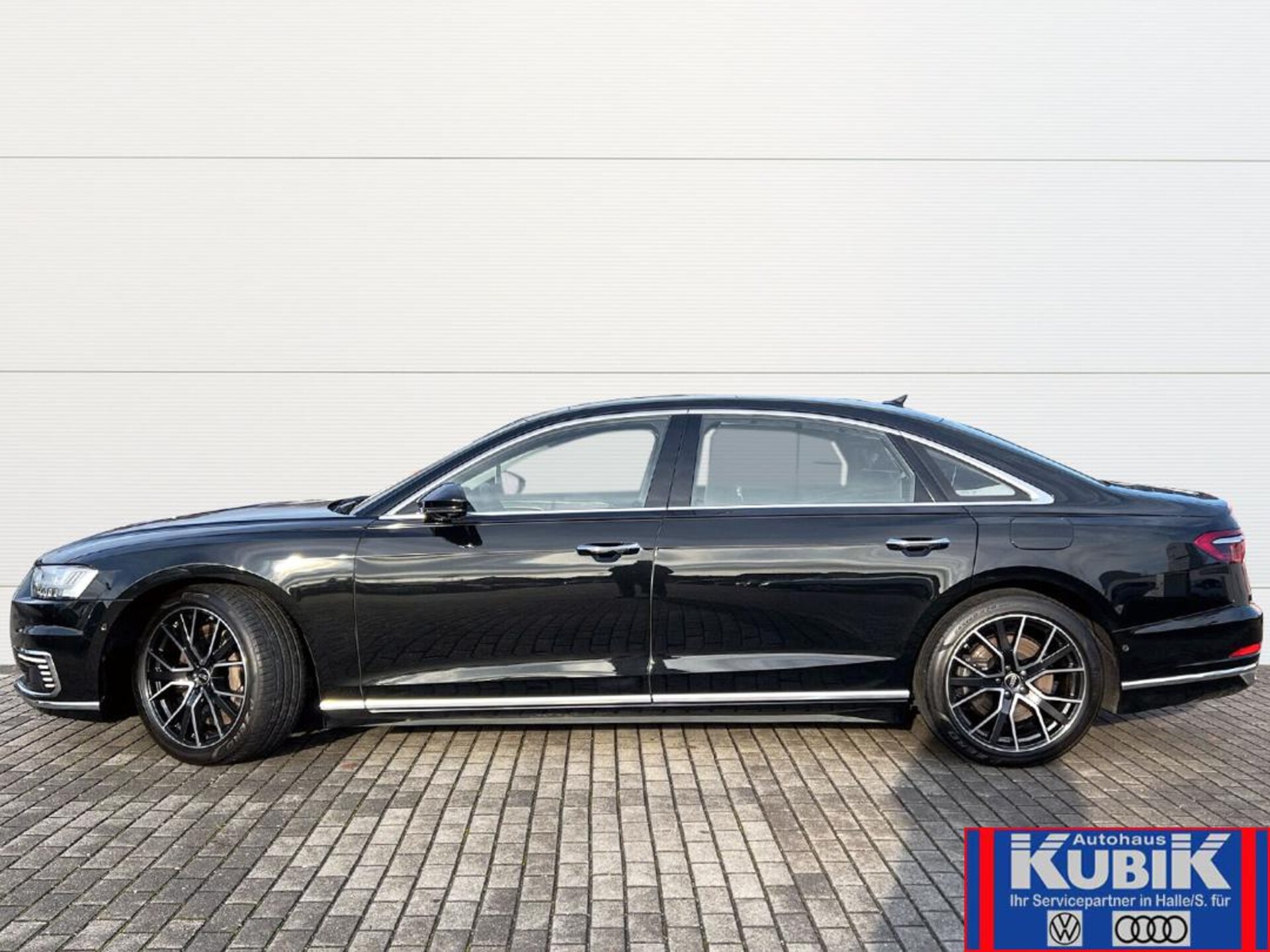 Audi A8 L TFSI e