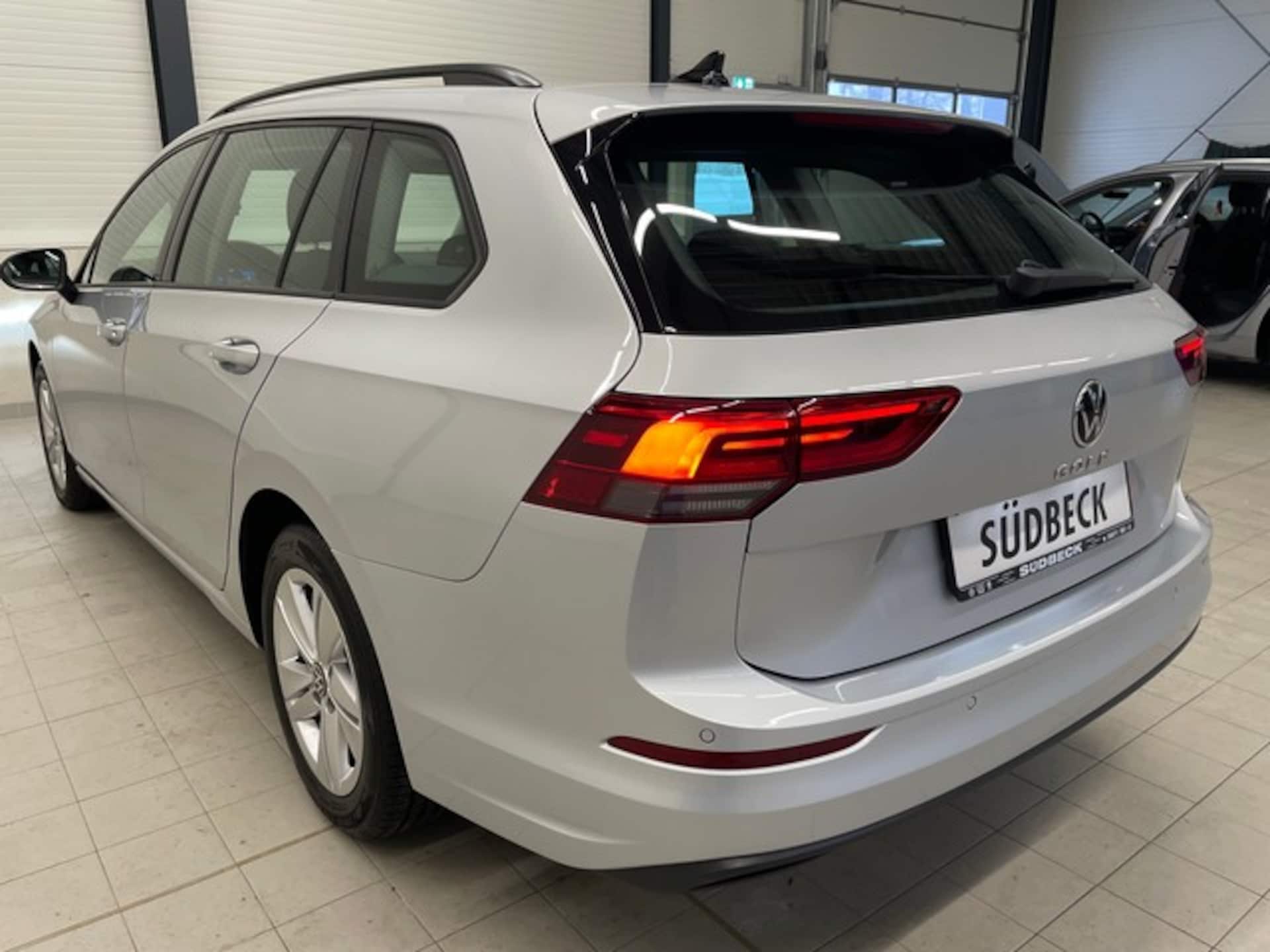 Volkswagen Golf Variant Life