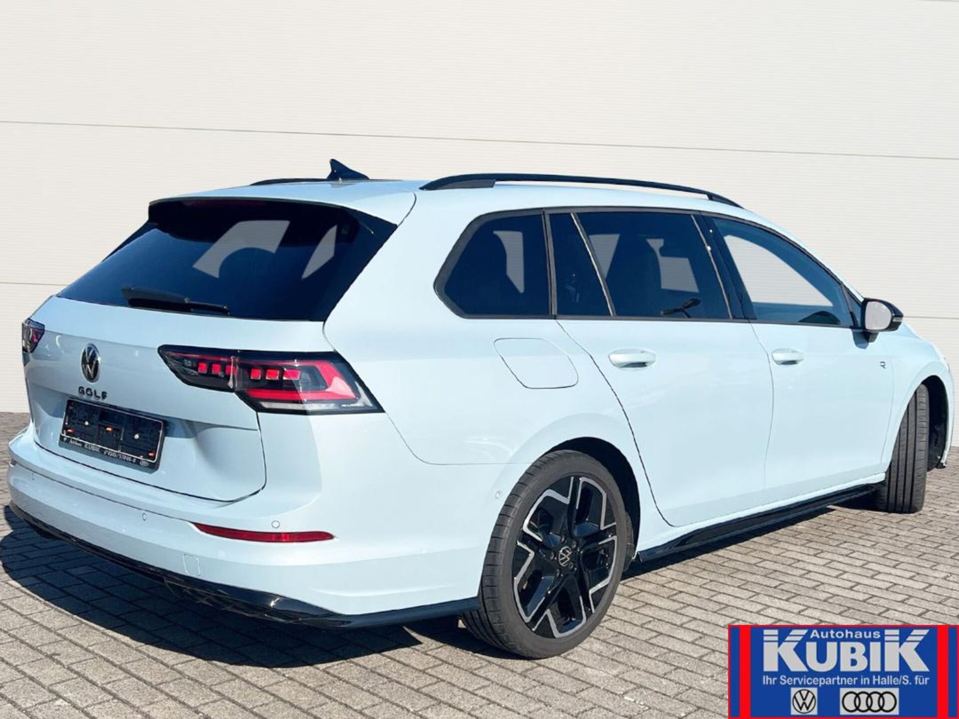 Volkswagen Golf Variant R-Line