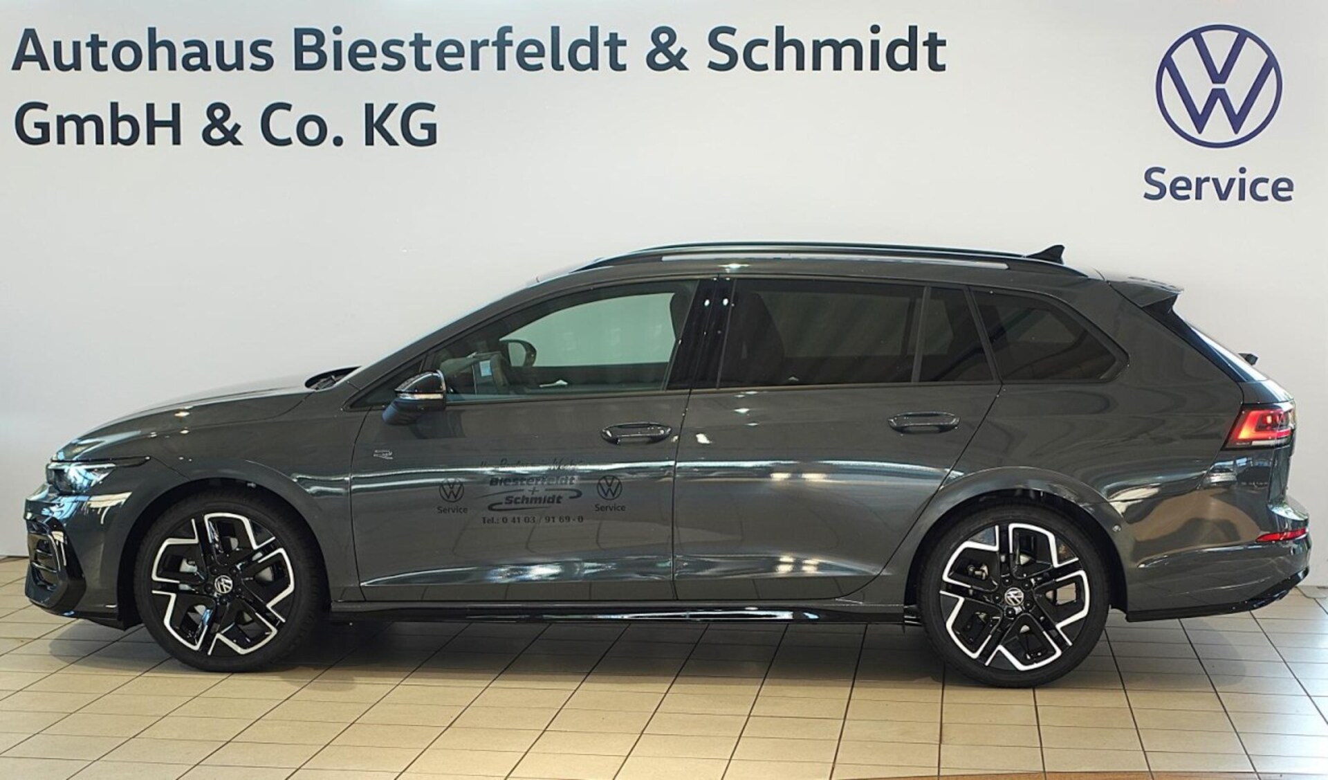 Volkswagen Golf Variant R-Line