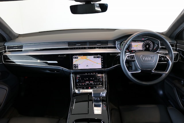 Audi A8 TFSI e 60 TFSI e quattro 340(462) kW(PS) tiptronic for more details contact your dealer