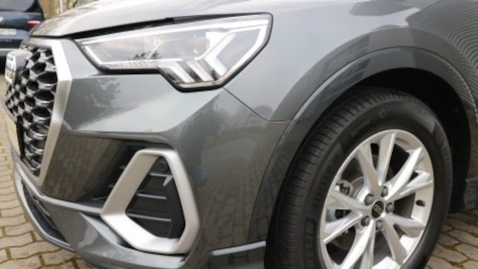 Audi Q3 Sportback S line