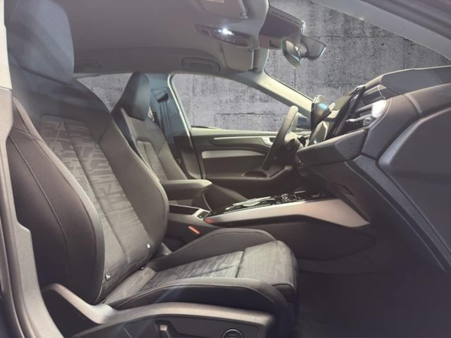 Bild über Audi A6 Limousine TFSI 150 kW S tronic - für weitere Informationen kontaktieren Sie den Audi Partner