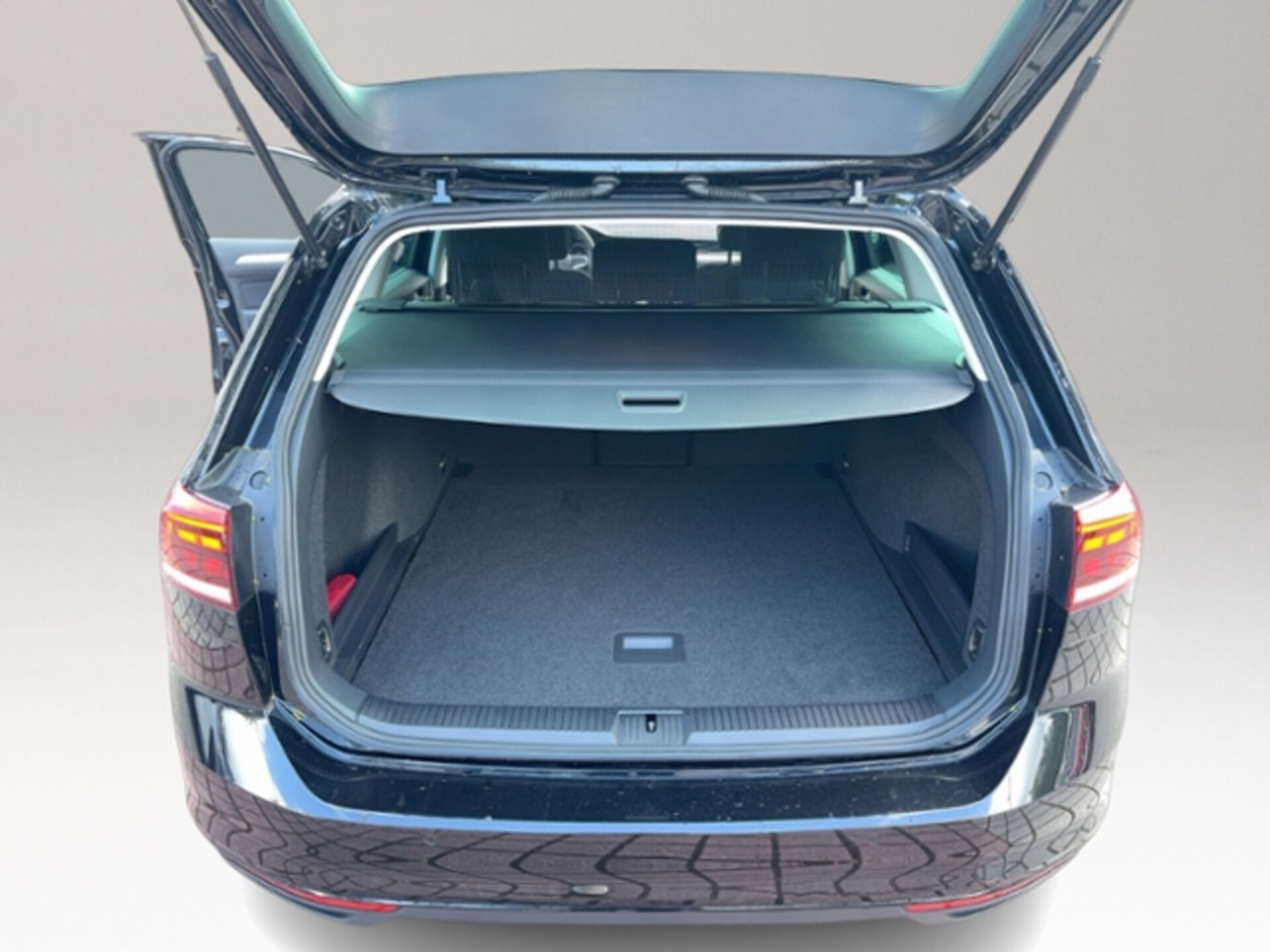 Volkswagen Passat Variant Basis-Modell