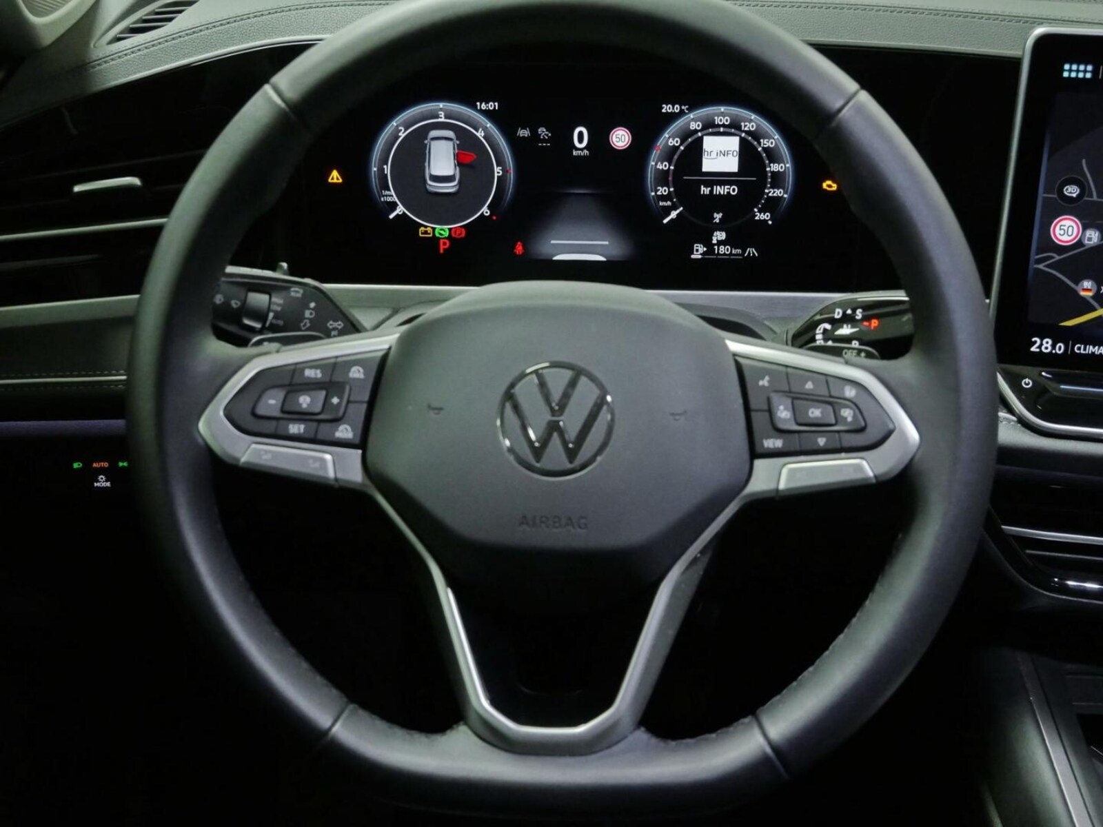 Volkswagen Passat – Bild 9