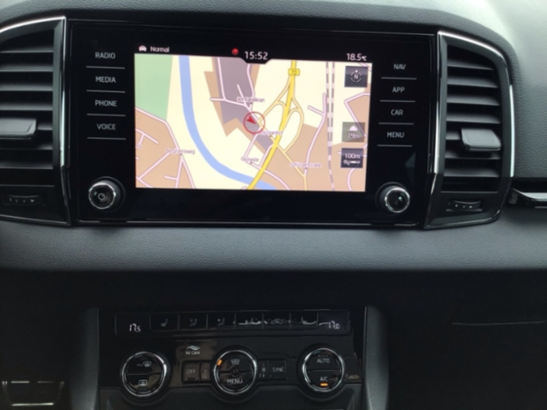 Skoda Karoq Ambition