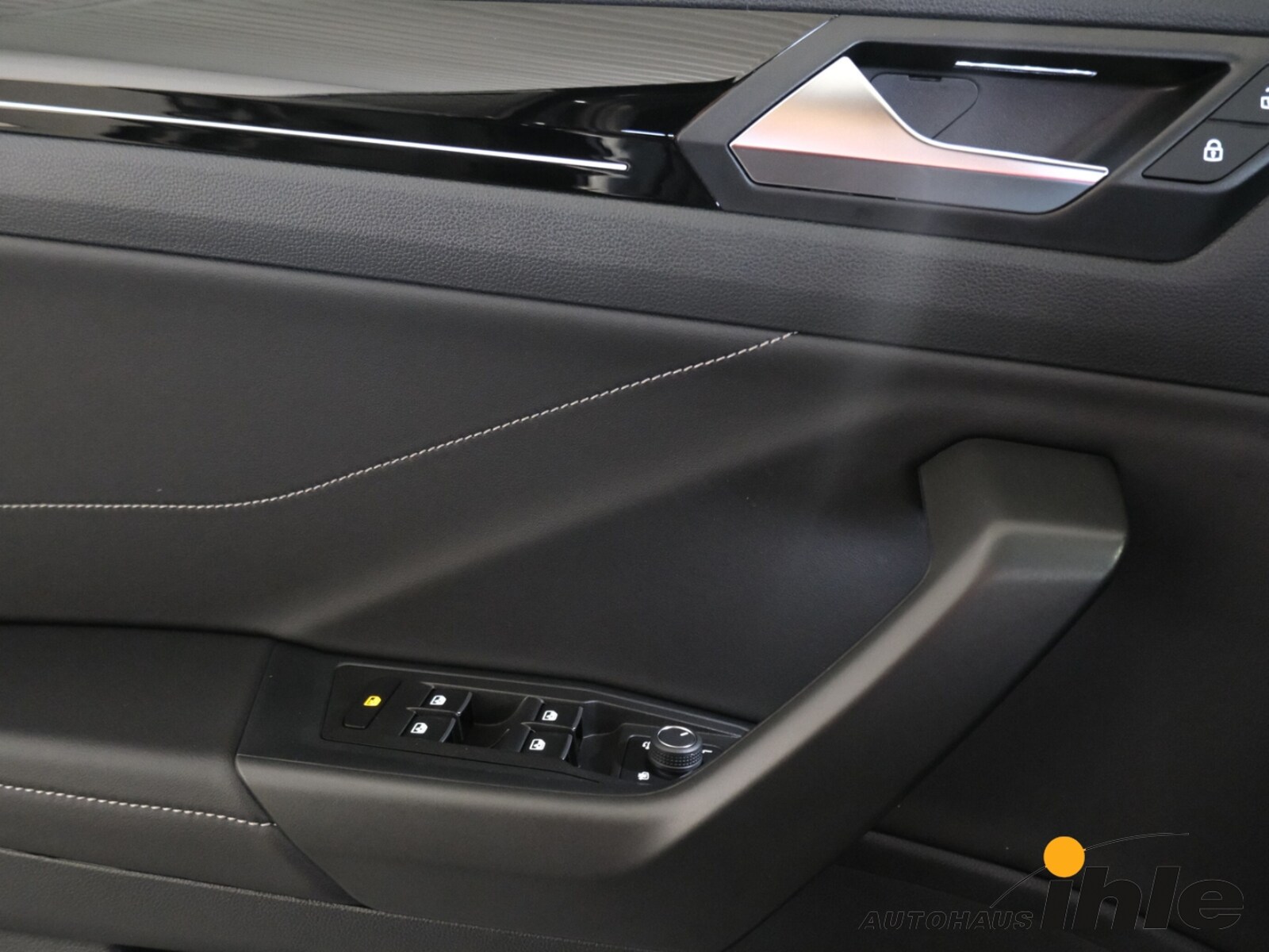 Volkswagen T-Roc – Bild 9