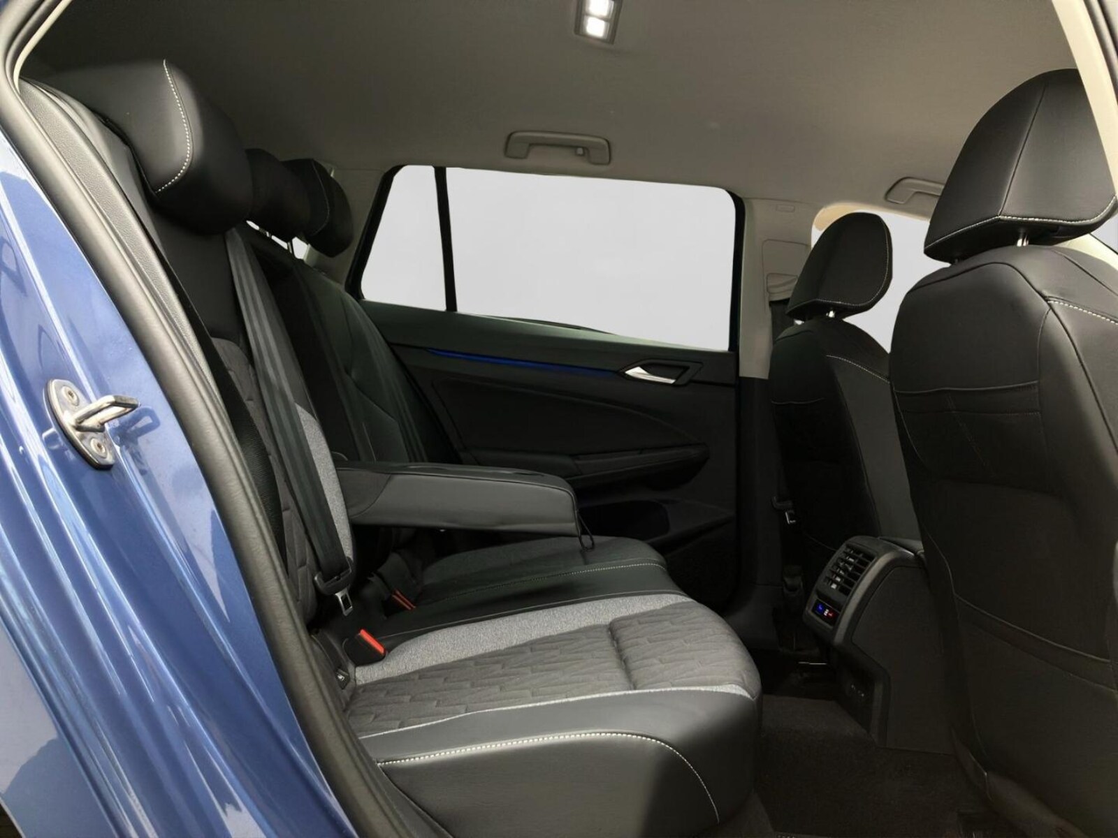 Volkswagen Golf Variant – Bild 17