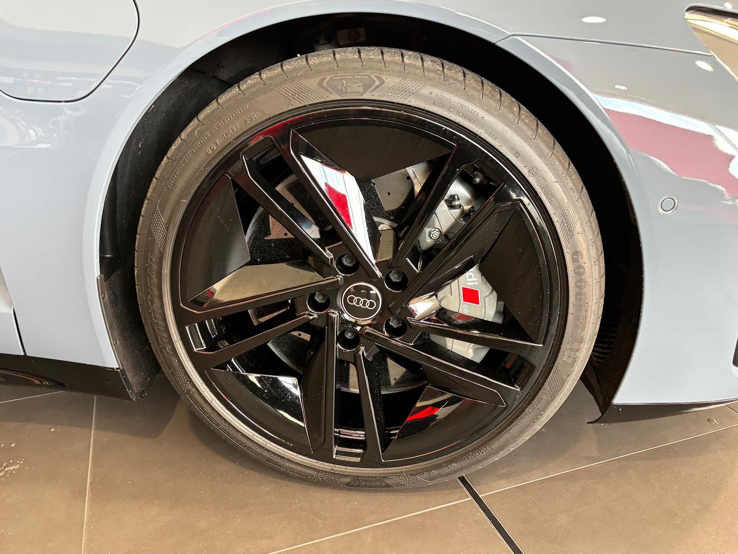 Audi RS e-tron GT
