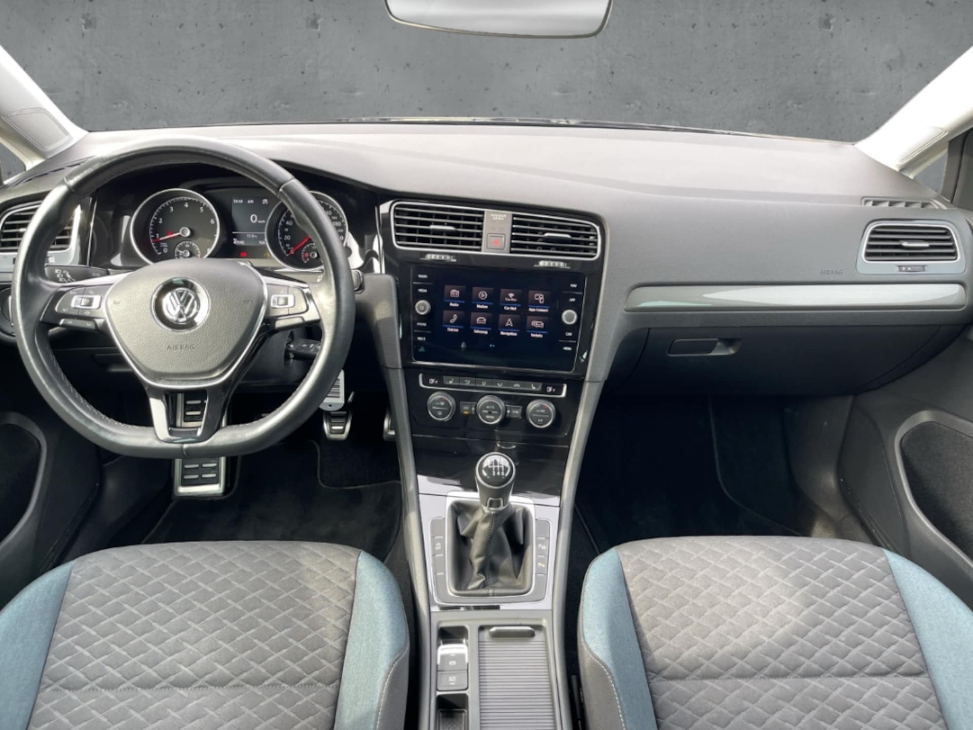 Volkswagen Golf IQ.DRIVE