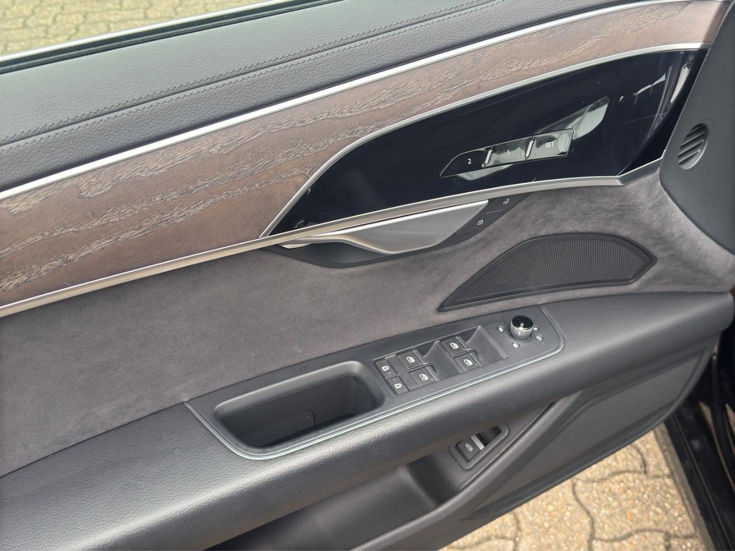 Bild über Audi A8 50 TDI quattro tiptronic - für weitere Informationen kontaktieren Sie den Audi Partner