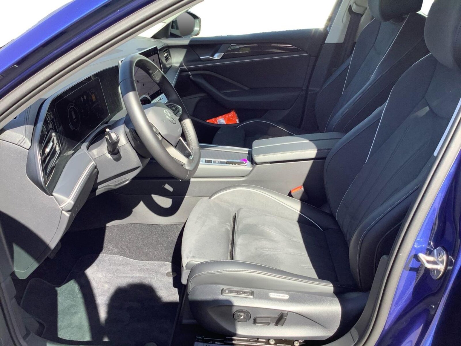Volkswagen Passat – Bild 8