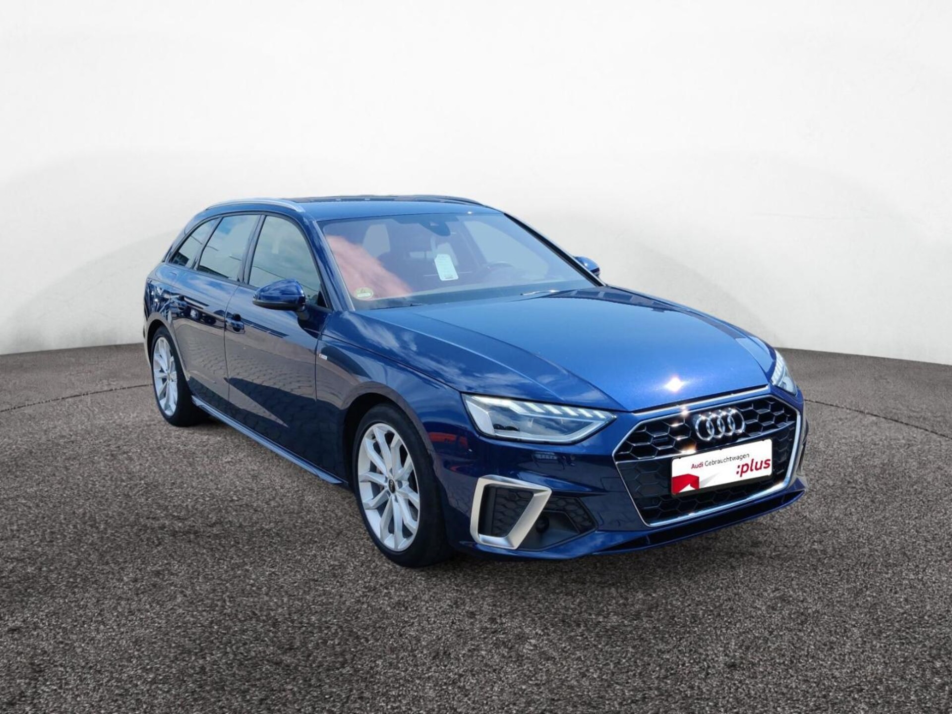 Audi A4 Avant S line