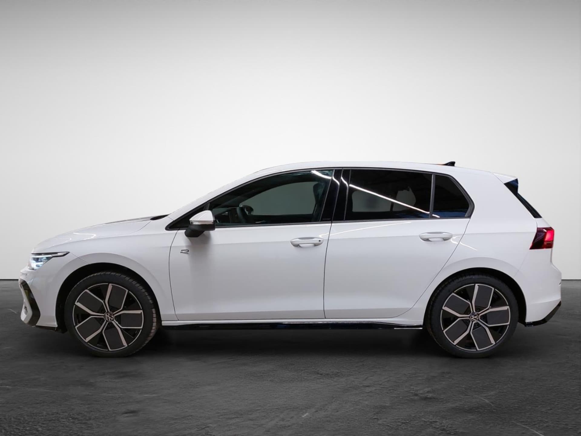 Volkswagen Golf R-Line