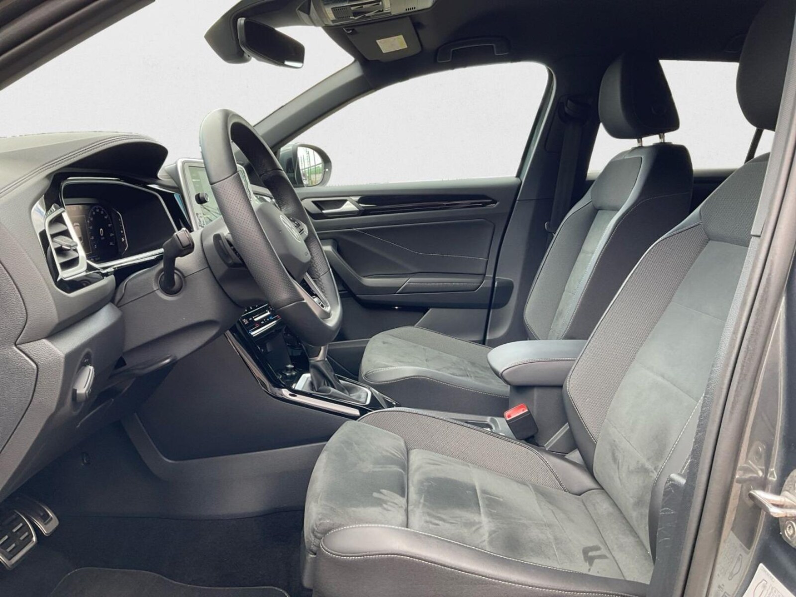 Volkswagen T-Roc – Bild 10
