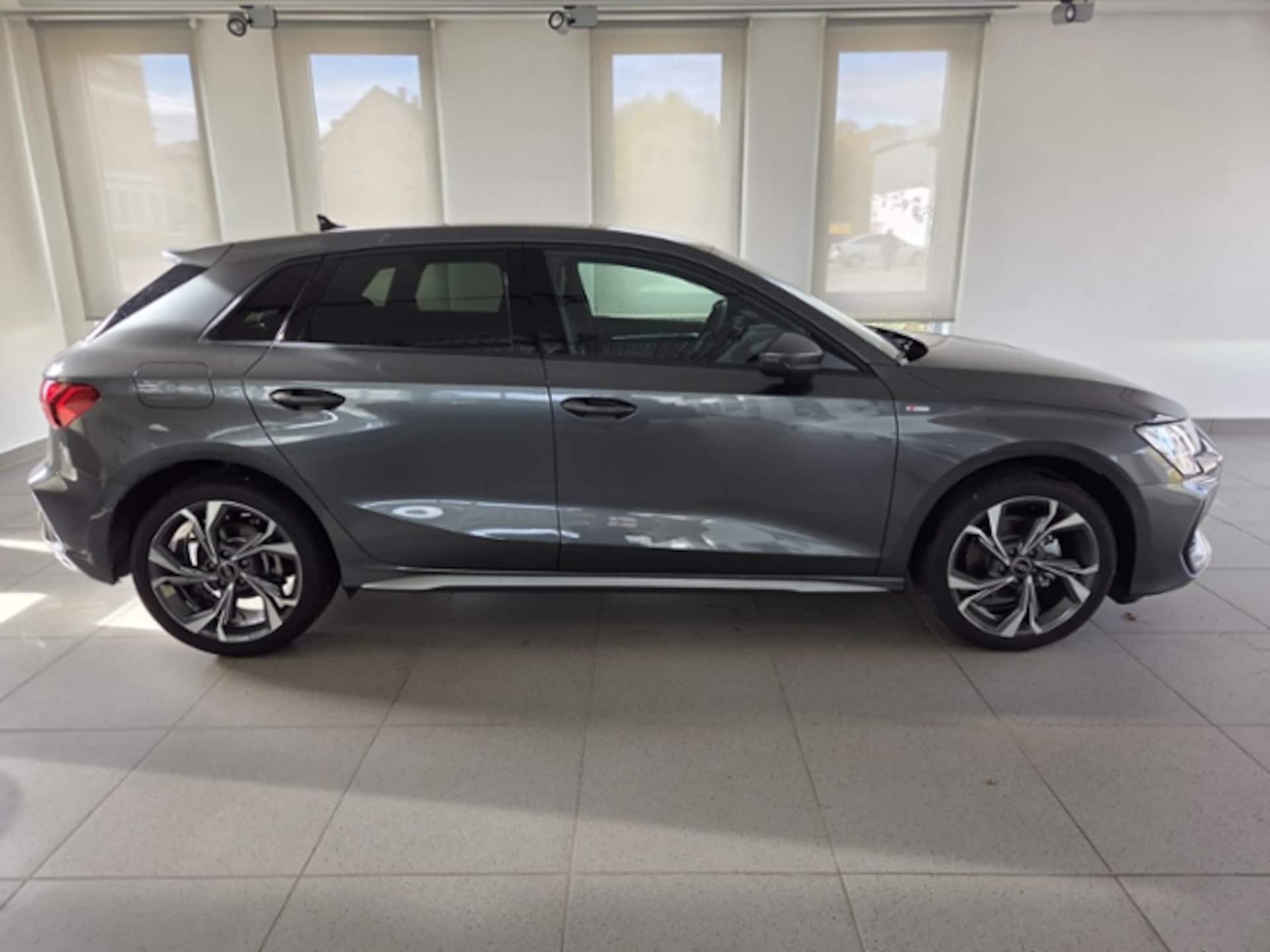 Audi A3 Sportback S line