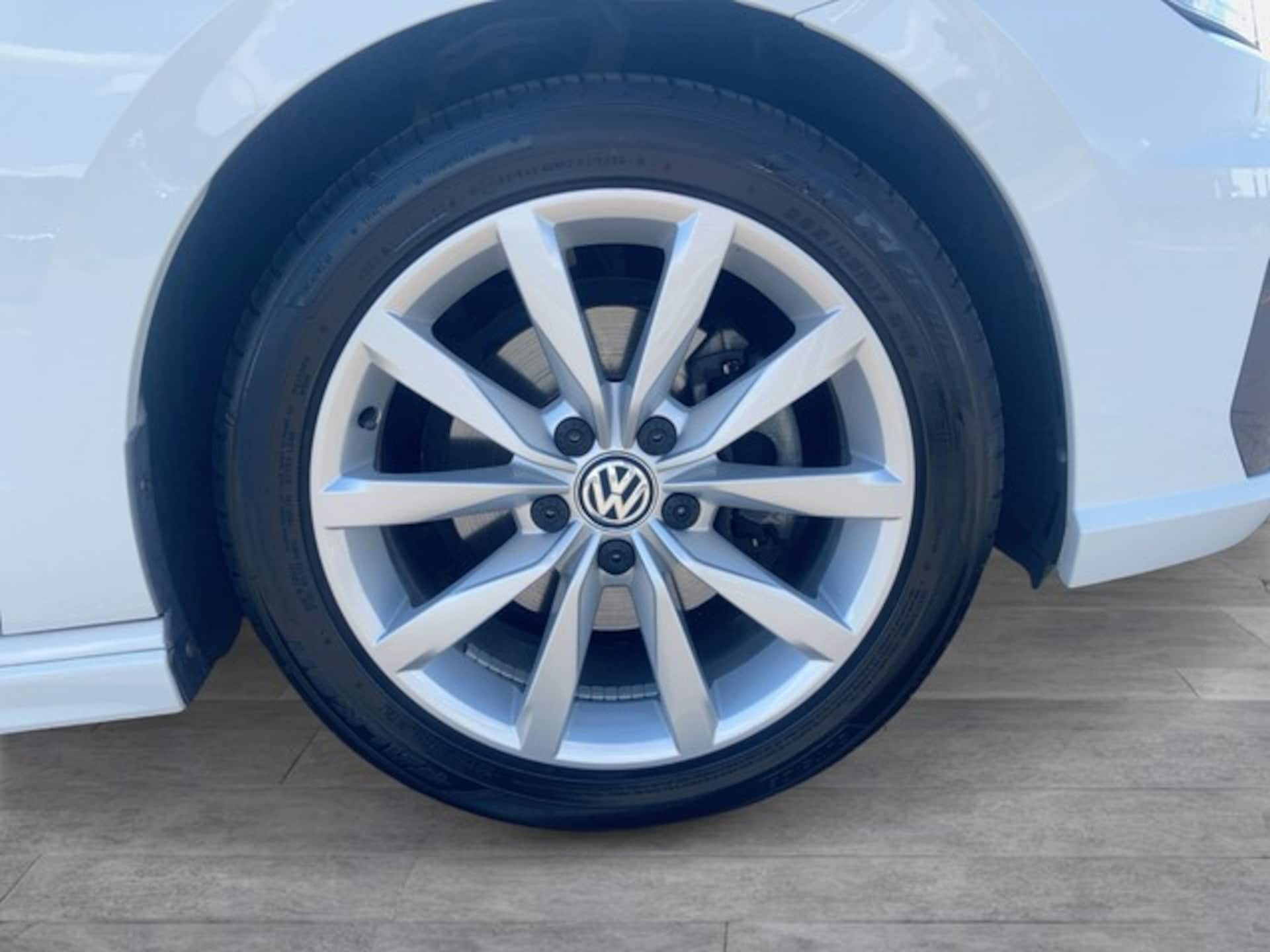 Volkswagen Golf Sportsvan Highline