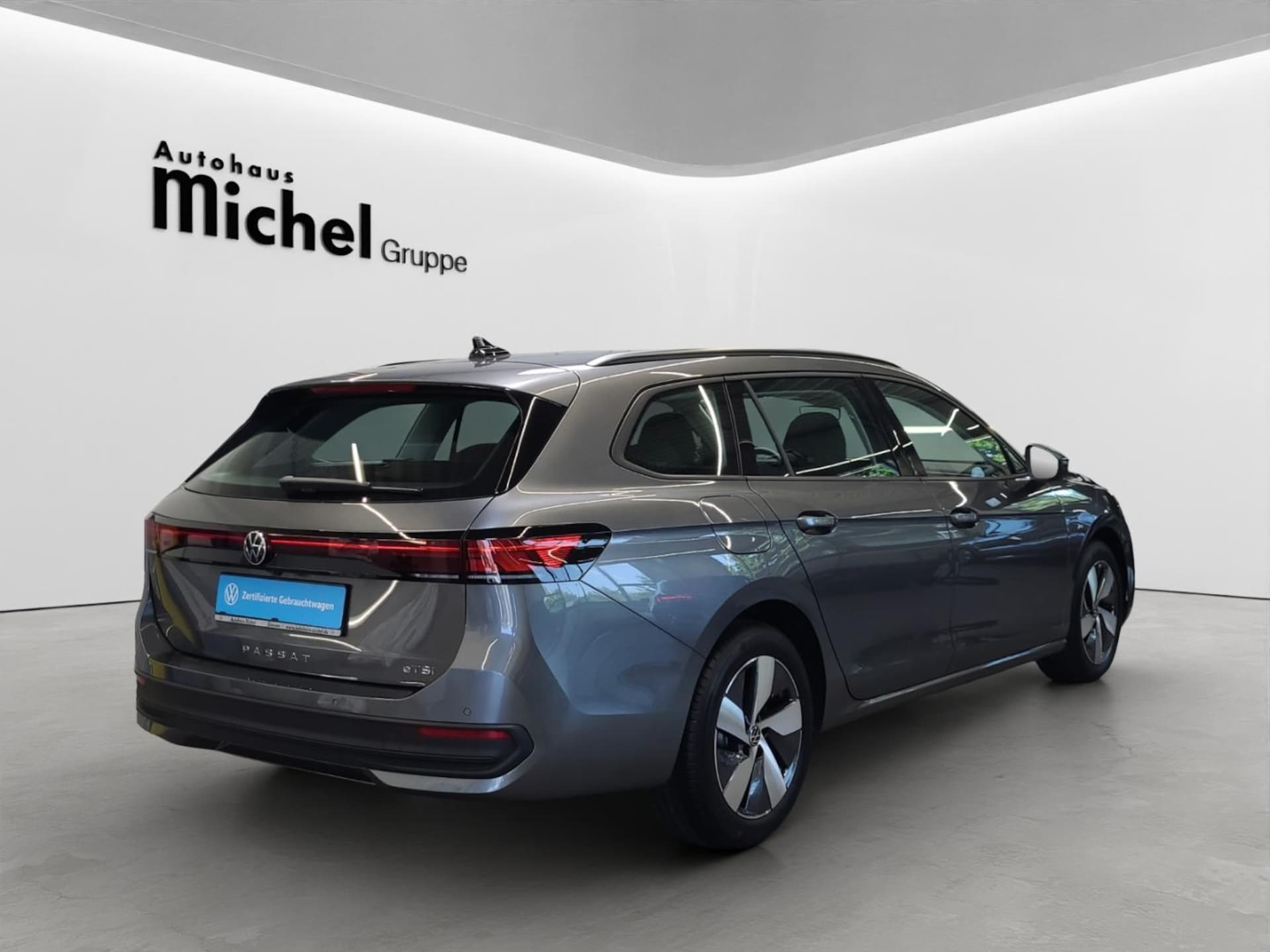 Volkswagen Passat Basis-Modell