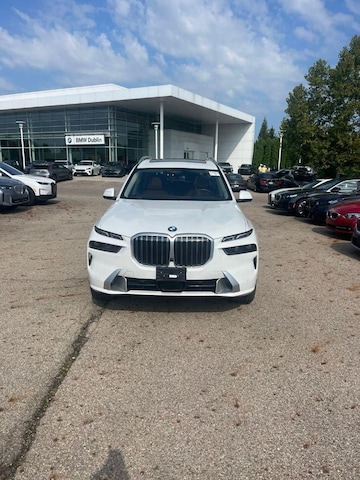 2024 BMW X7