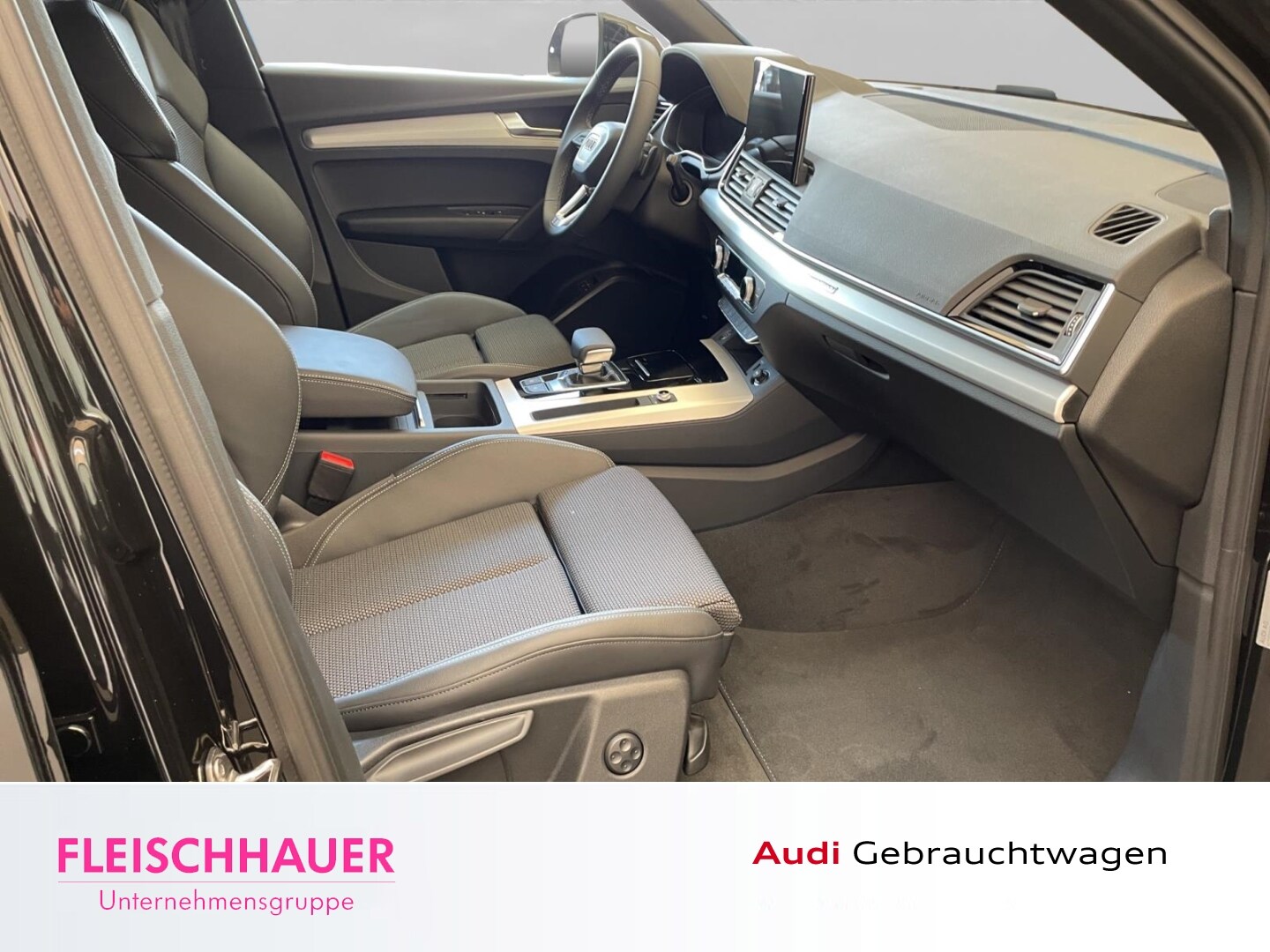 Image about Audi Q5 TFSI e S line business 50 TFSI e quattro S tronic