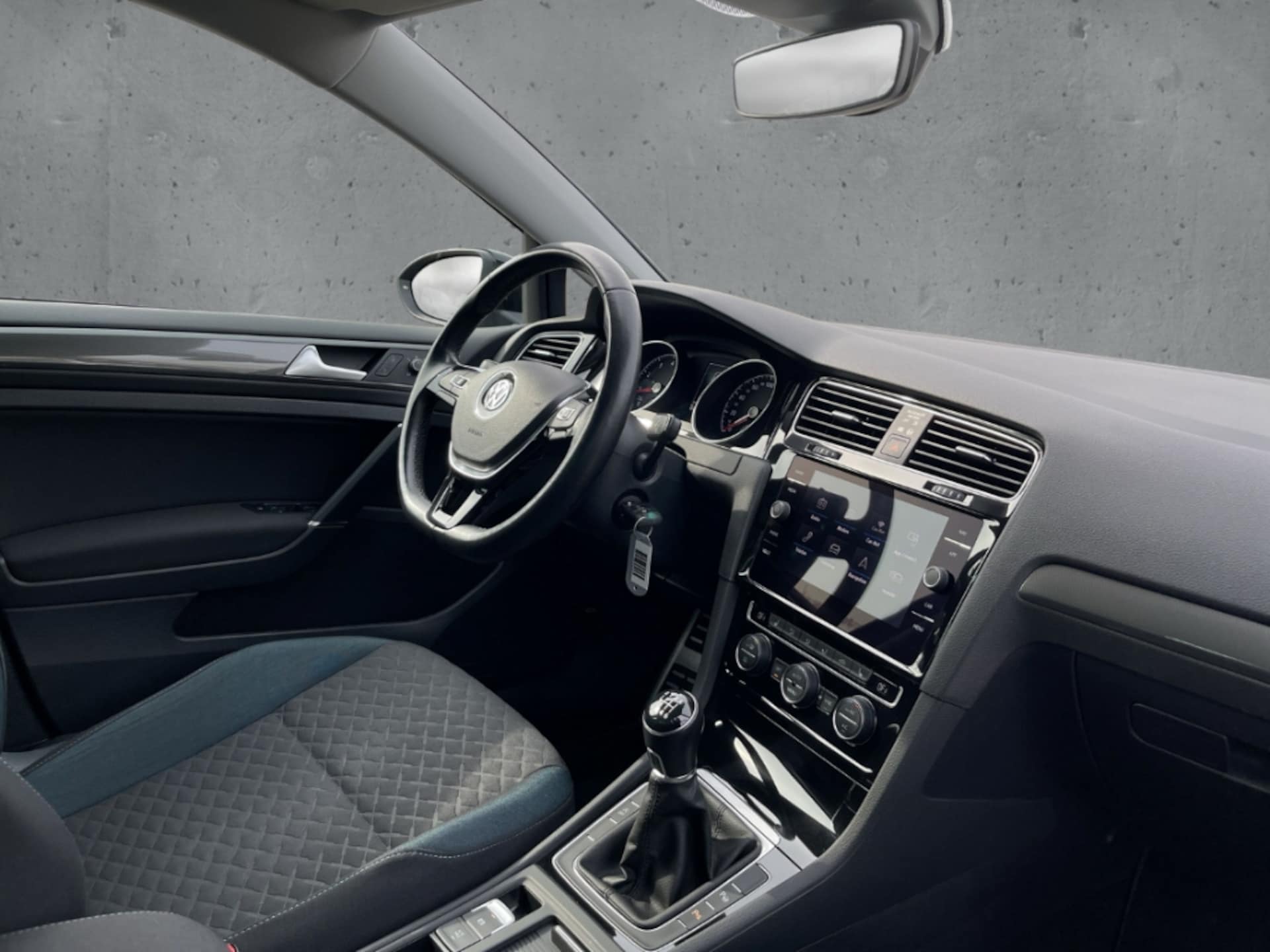 Volkswagen Golf IQ.DRIVE