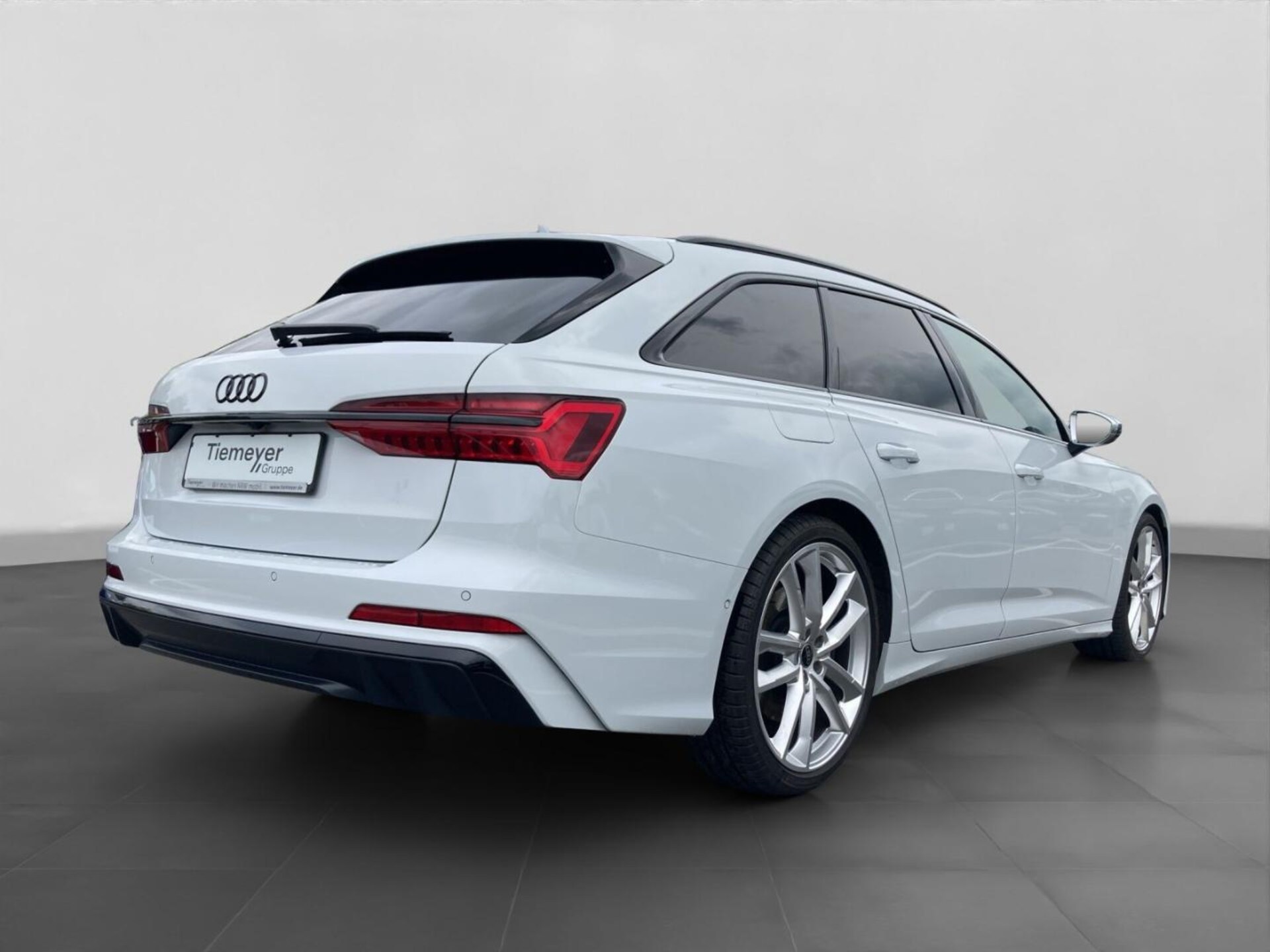 Audi S6 Avant