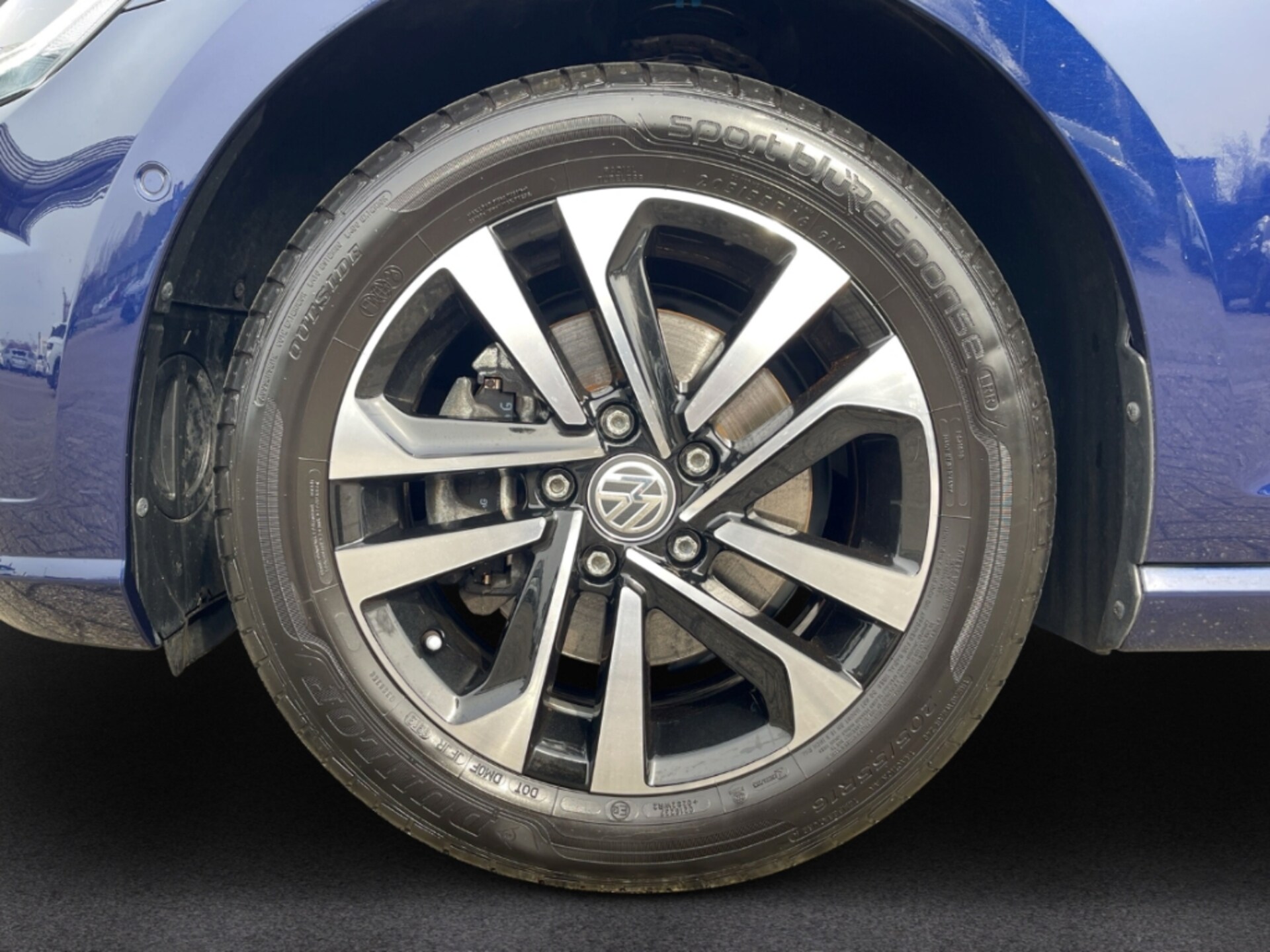 Volkswagen Golf IQ.DRIVE