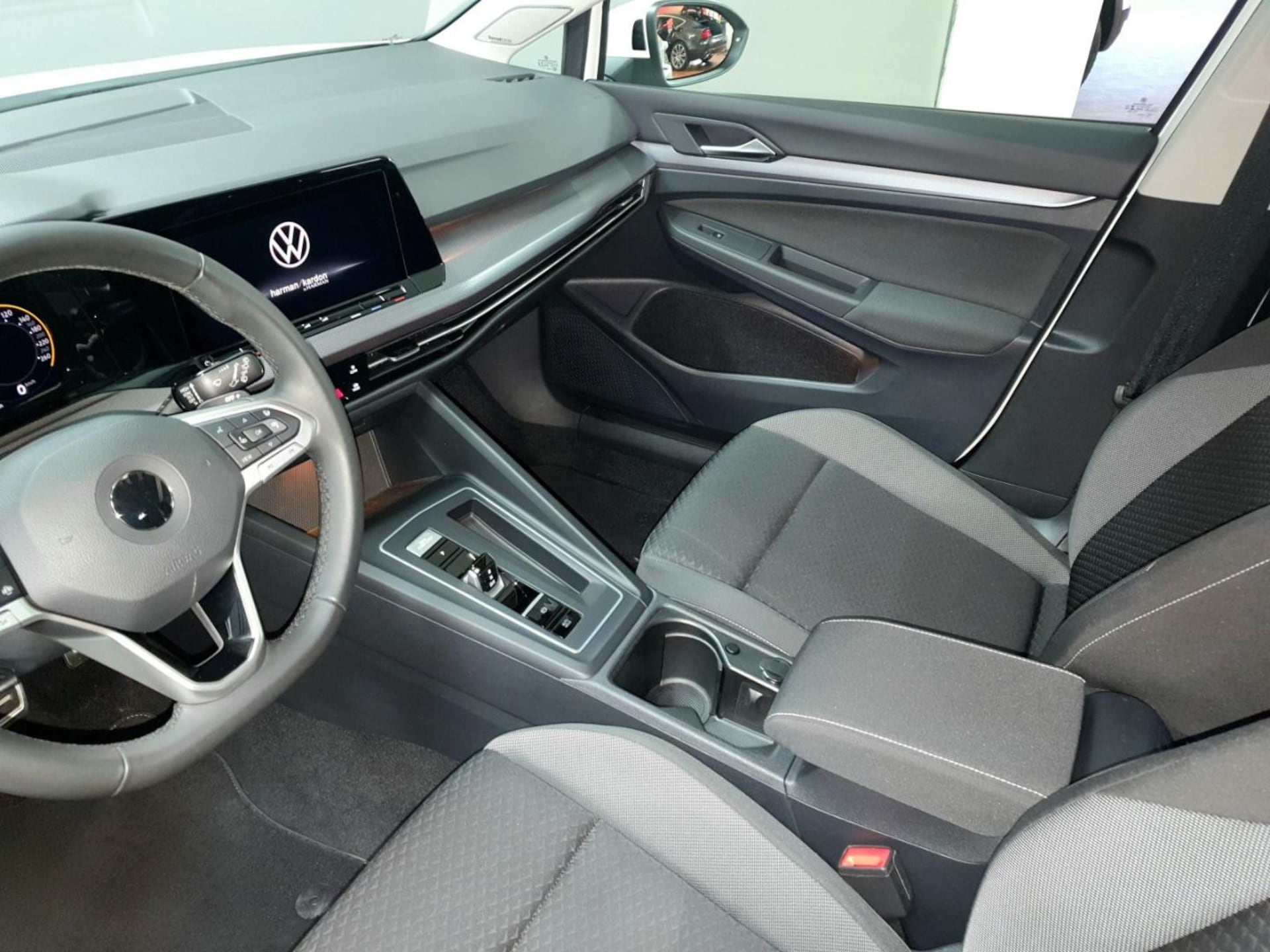 Volkswagen Golf Active
