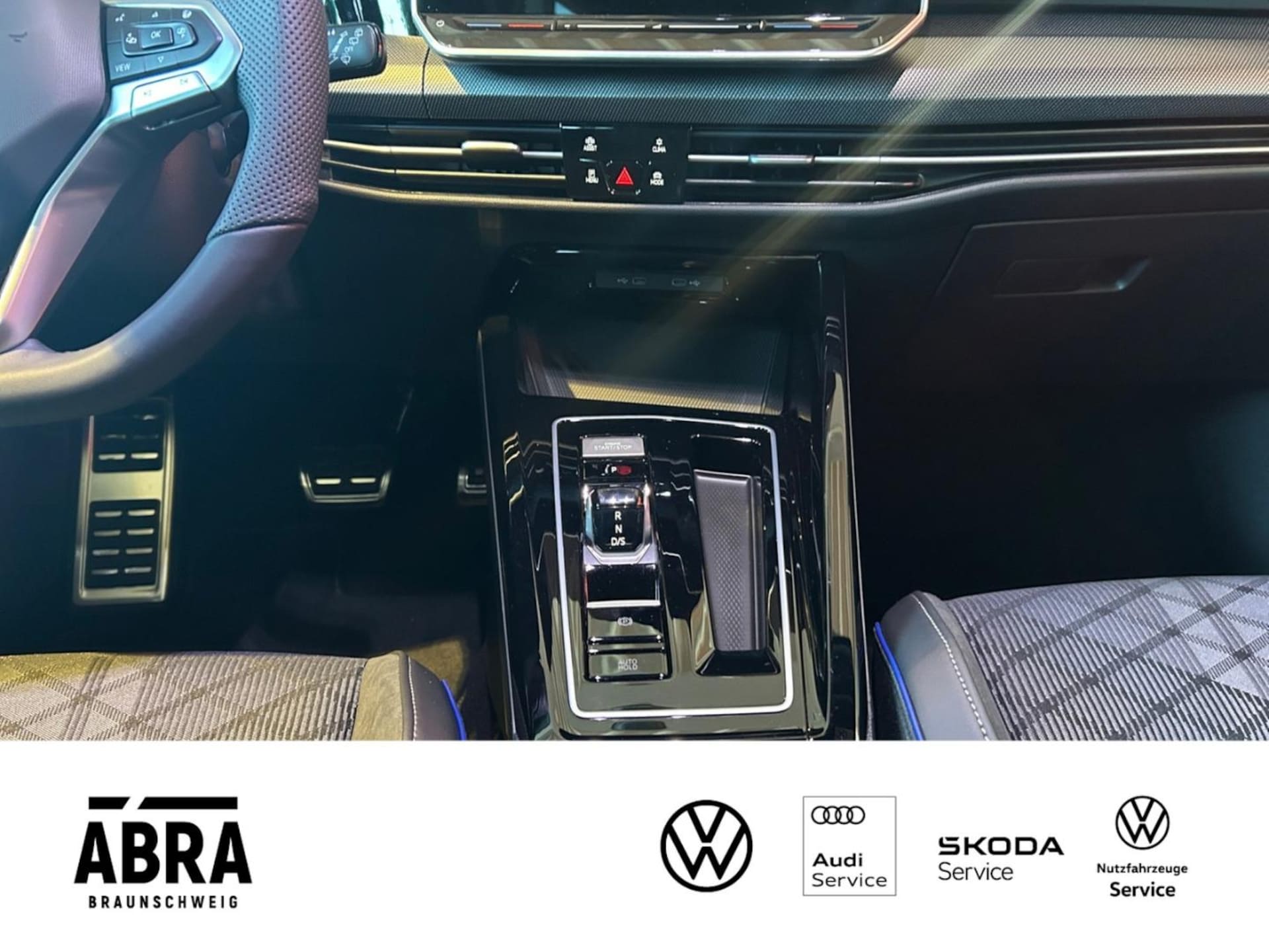 Volkswagen Golf R-Line