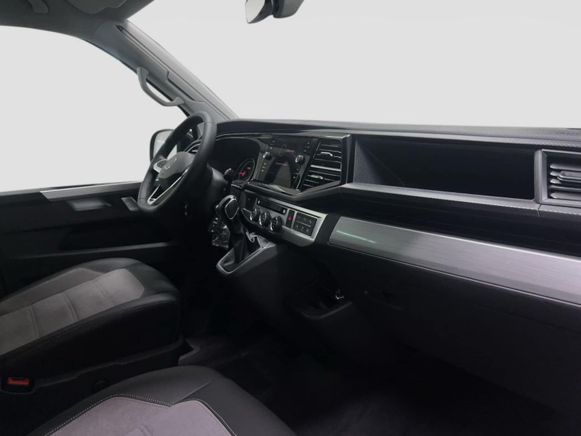 Volkswagen T6.1 California Beach
