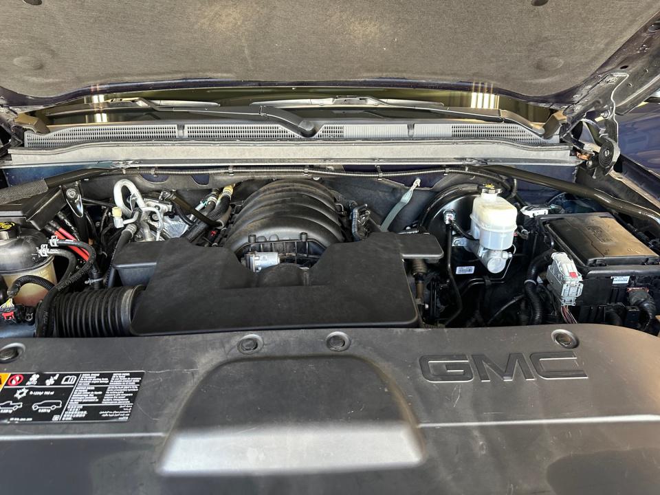 2019 GMC Yukon SLT - Photo 18