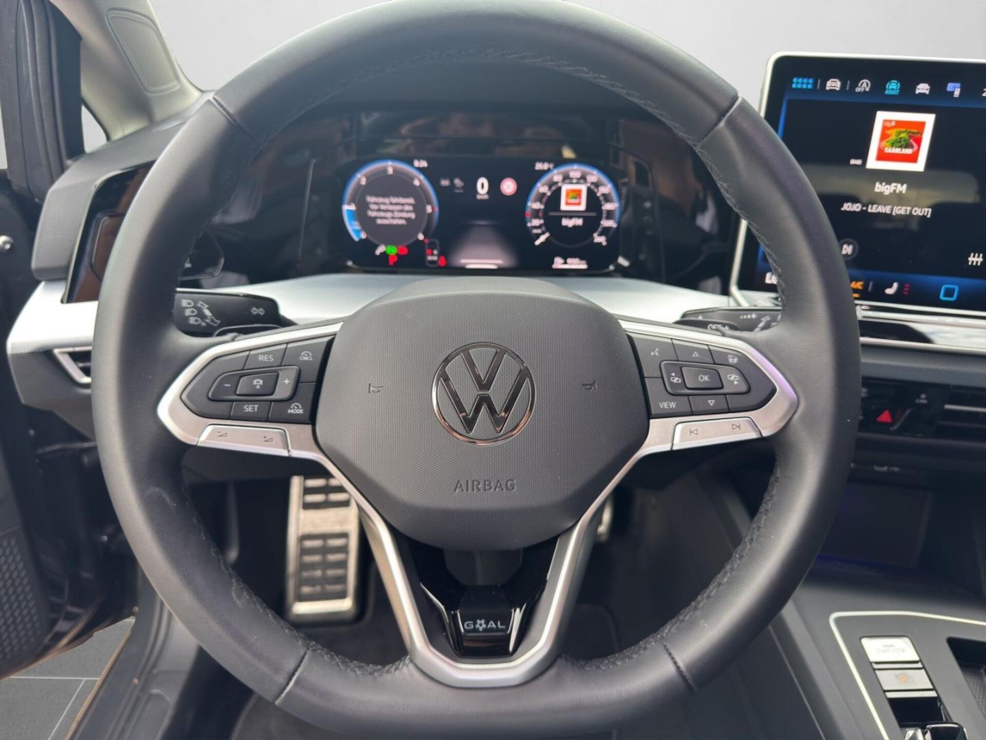 Volkswagen Golf Life