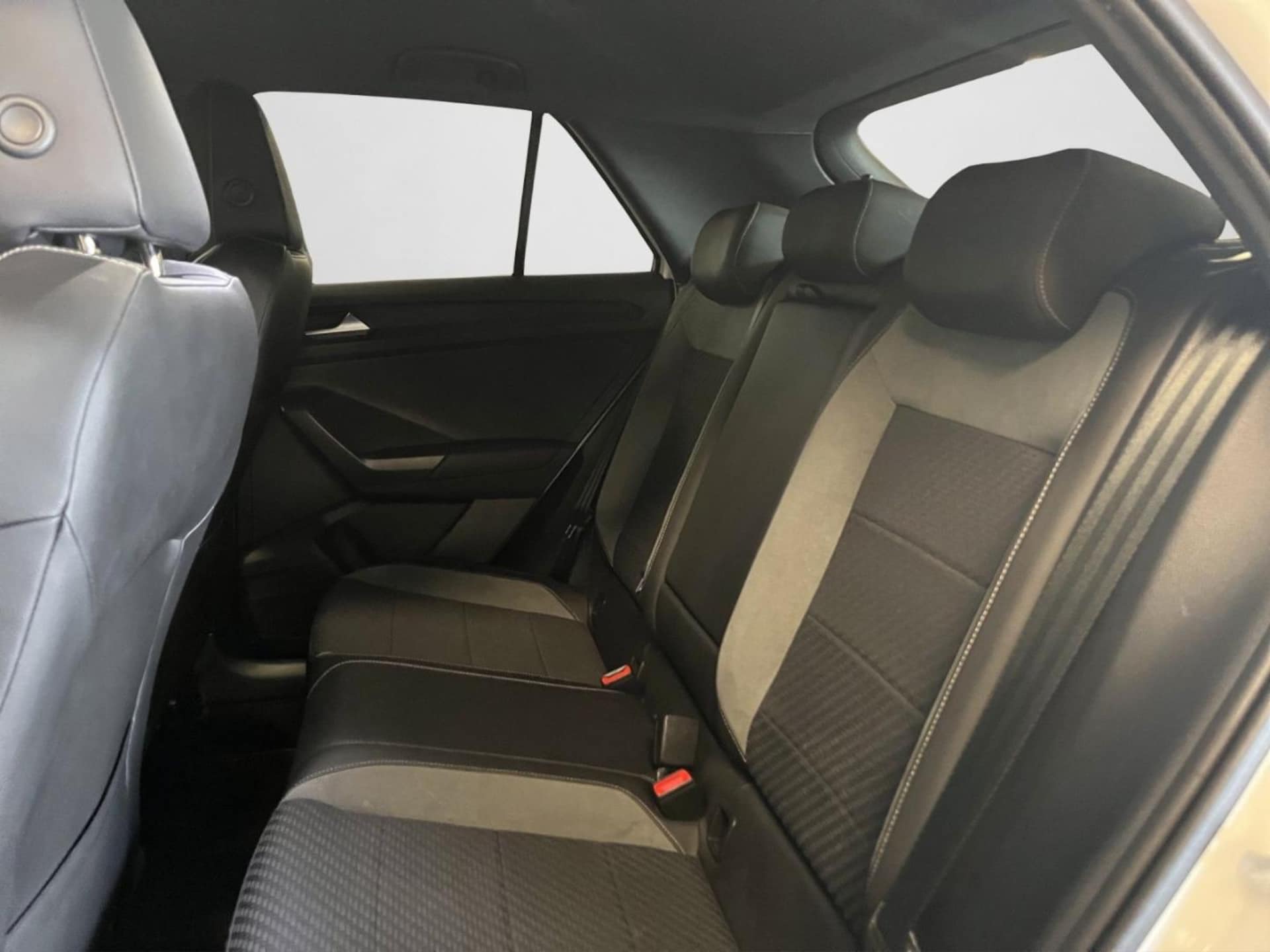 Volkswagen T-Roc R