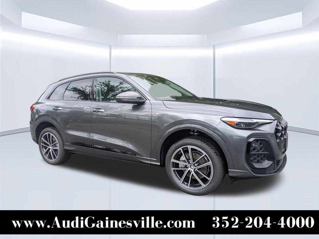 2026 Audi Q5 Premium Plus quattro's photo