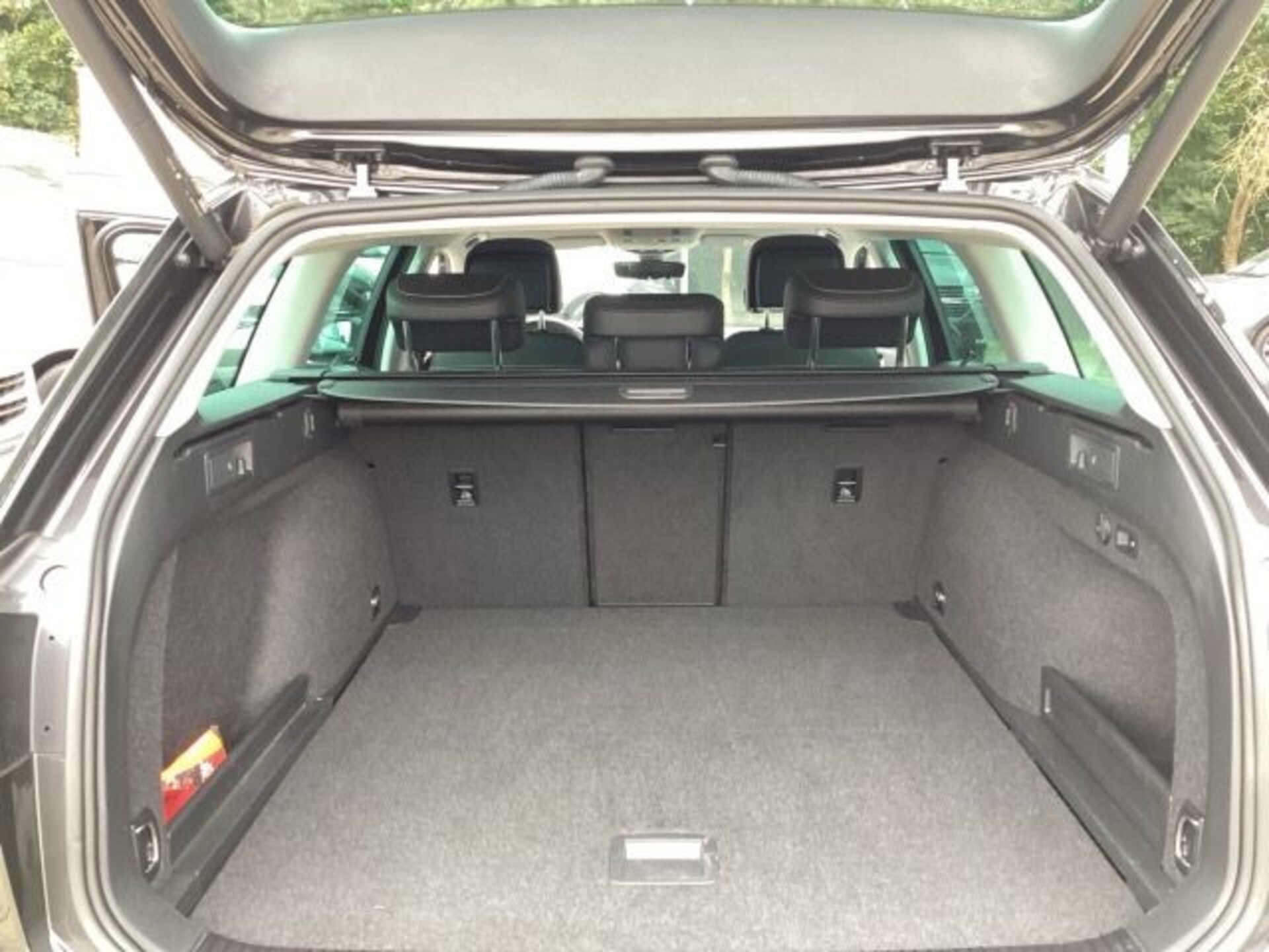 Volkswagen Passat Variant Elegance